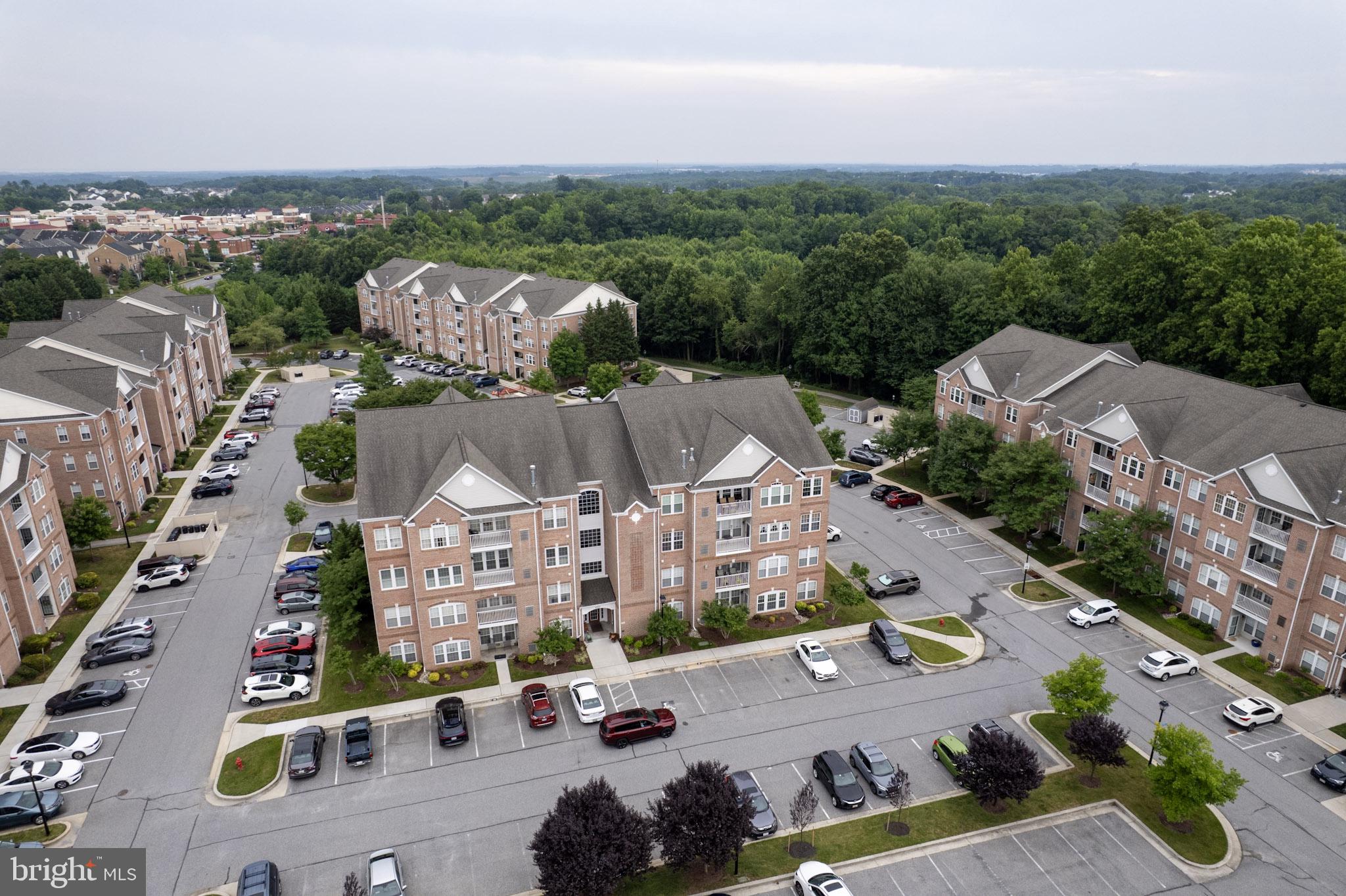 WINDSOR AT PERRY HALL FARMS - Residential