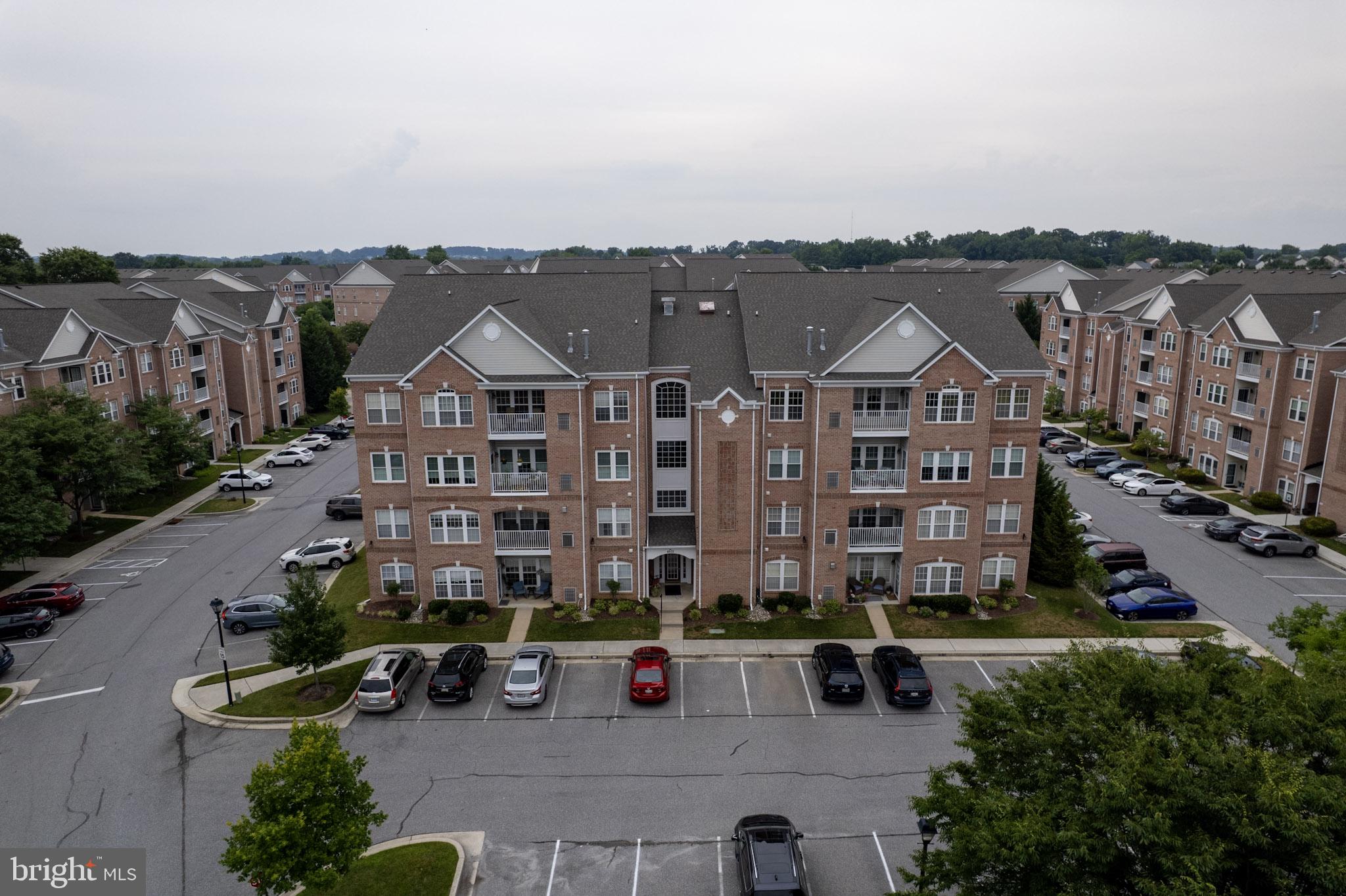 WINDSOR AT PERRY HALL FARMS - Residential
