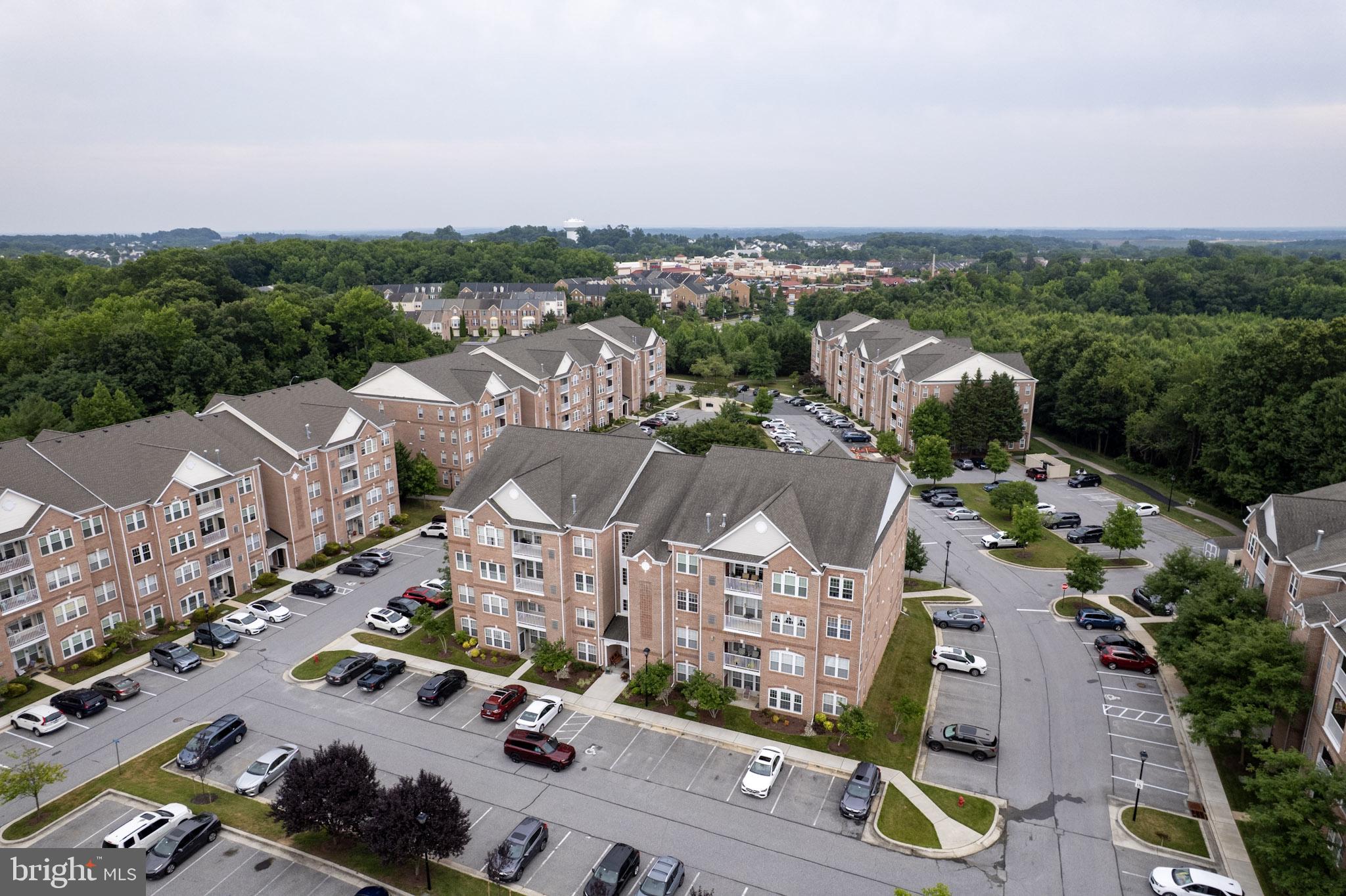 WINDSOR AT PERRY HALL FARMS - Residential