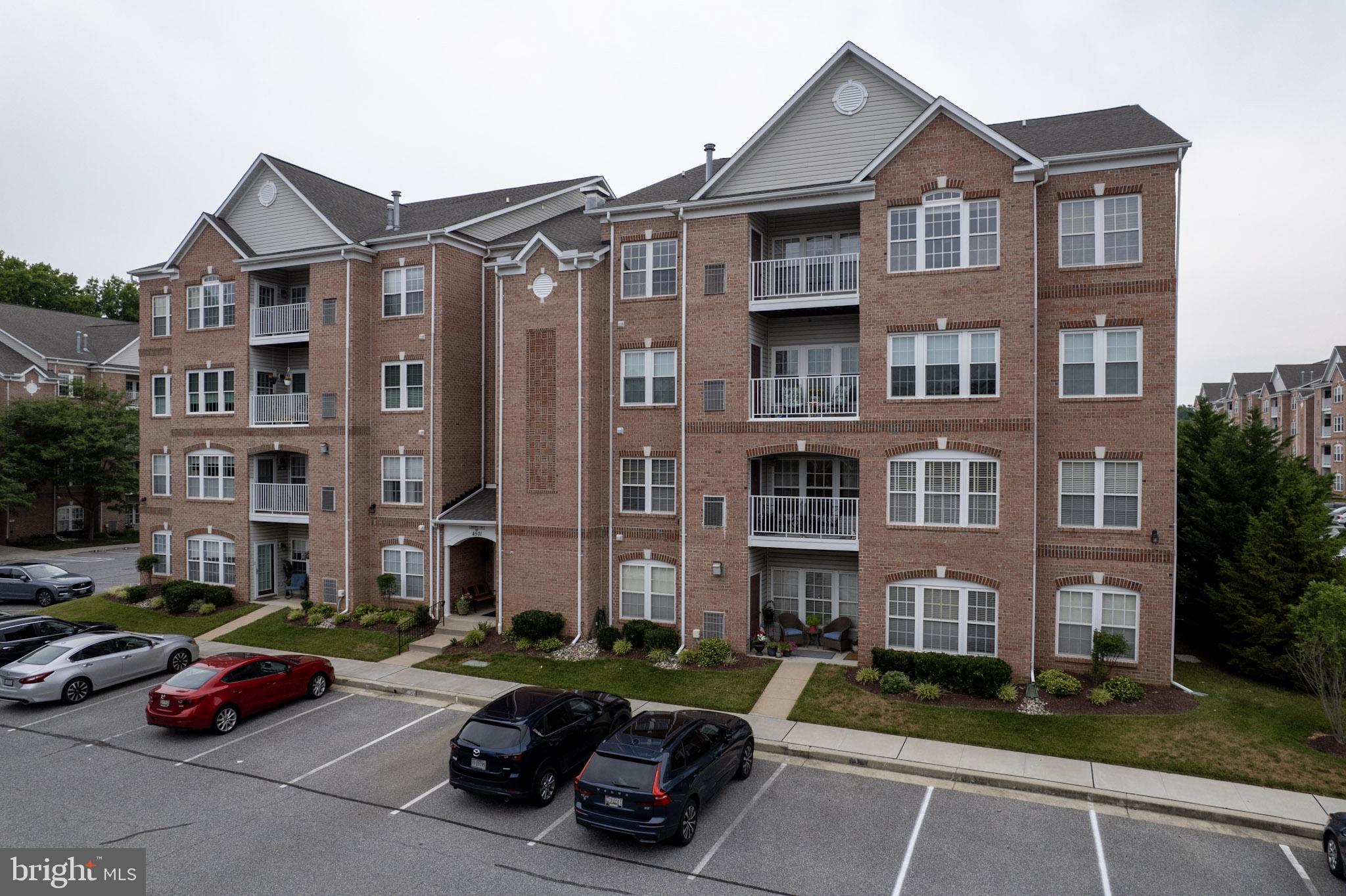 WINDSOR AT PERRY HALL FARMS - Residential
