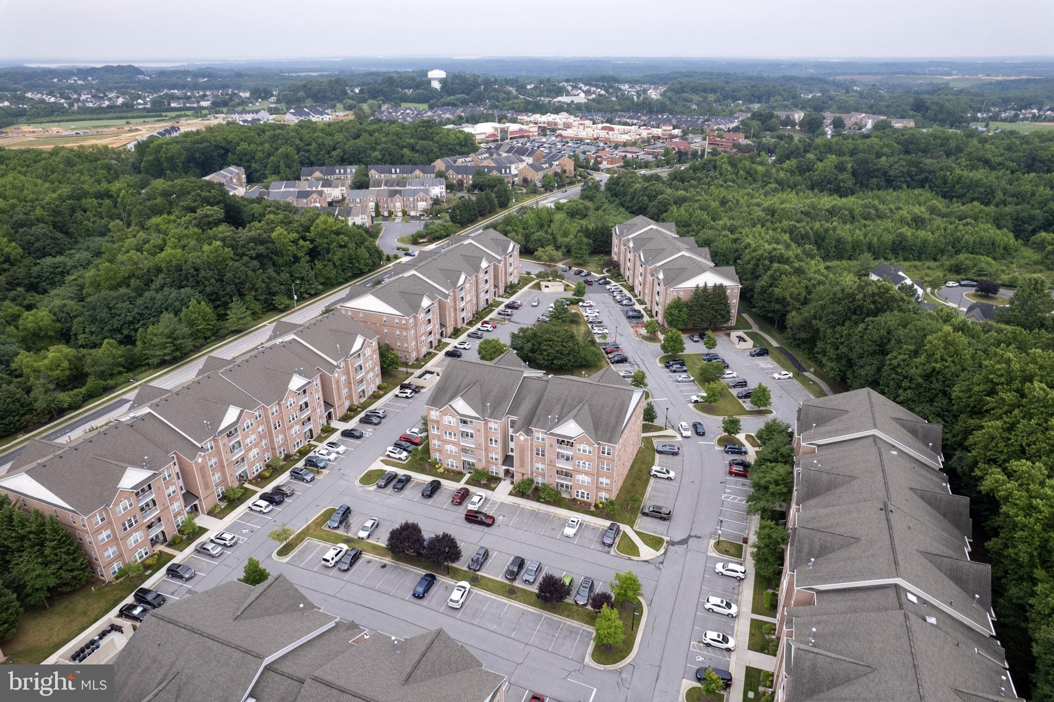 WINDSOR AT PERRY HALL FARMS - Residential