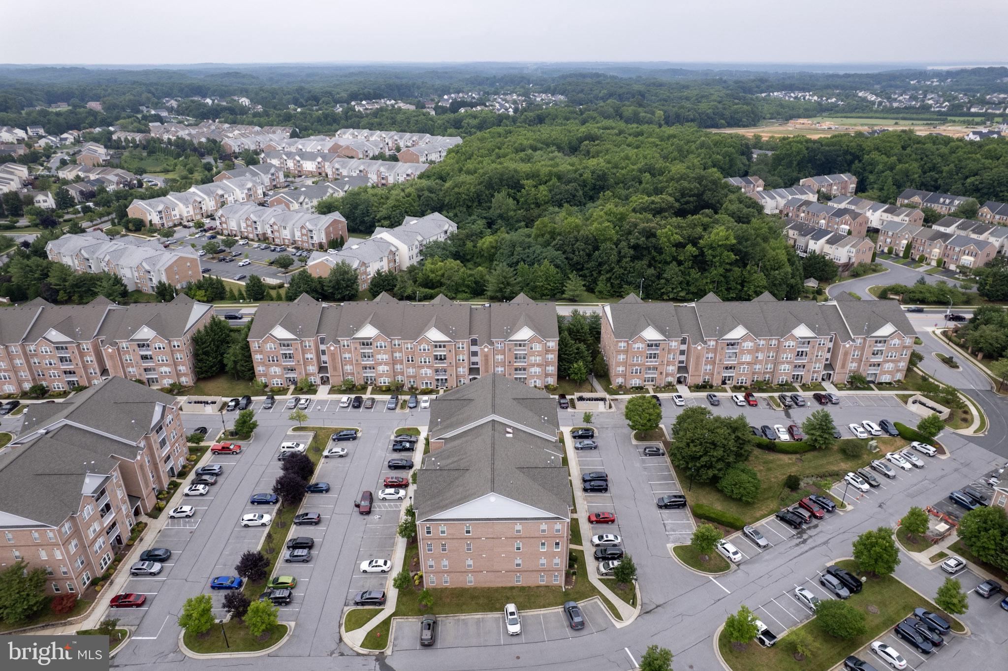 WINDSOR AT PERRY HALL FARMS - Residential