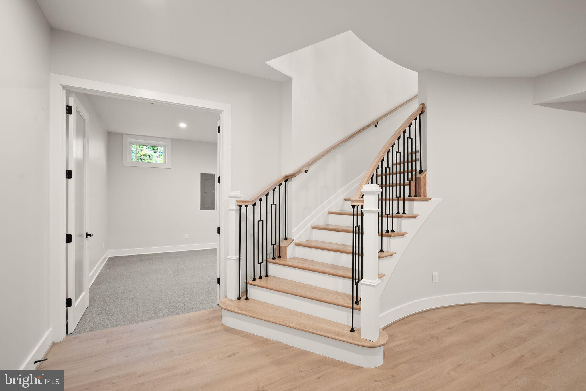 BEACON HILL - Residential
