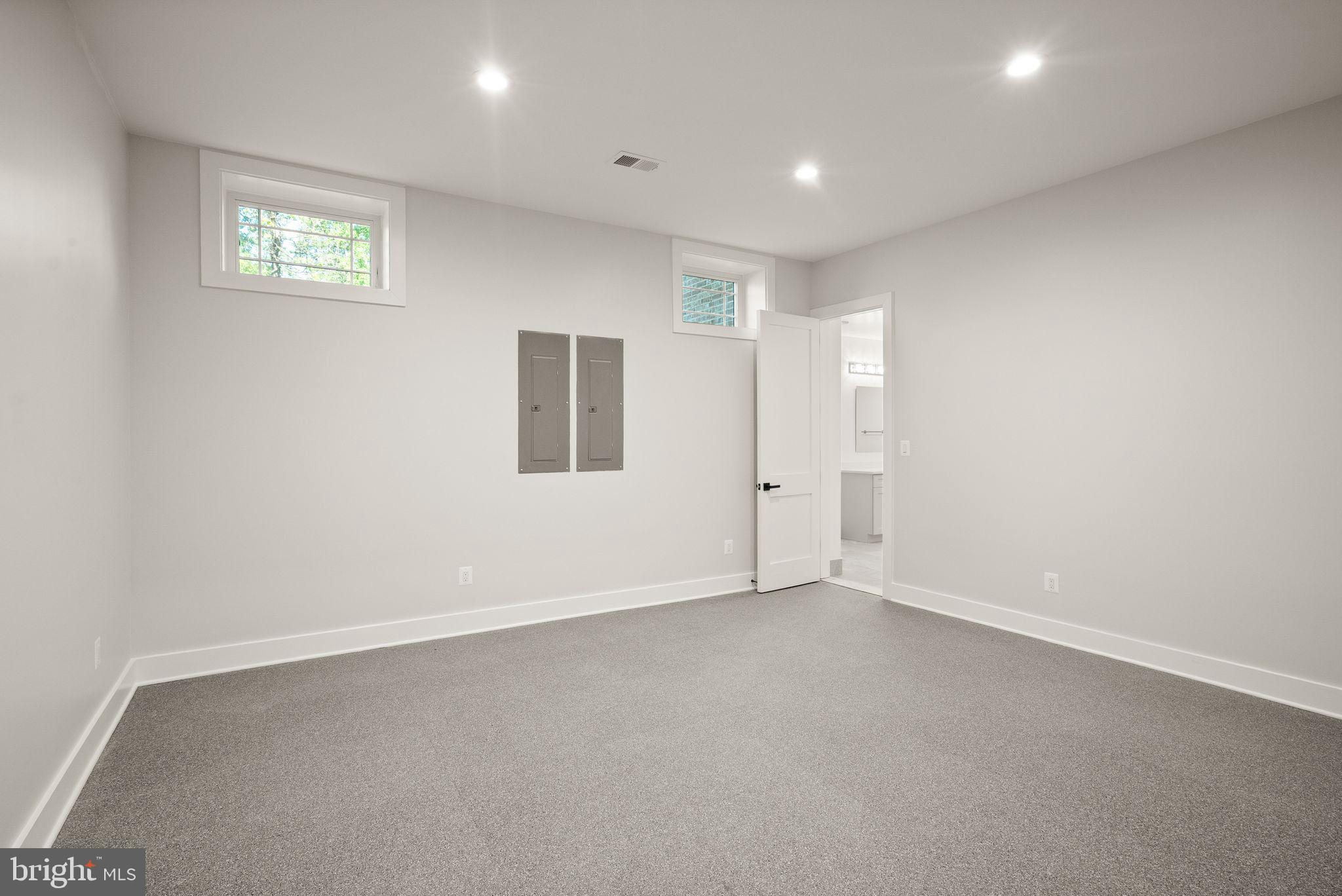 BEACON HILL - Residential