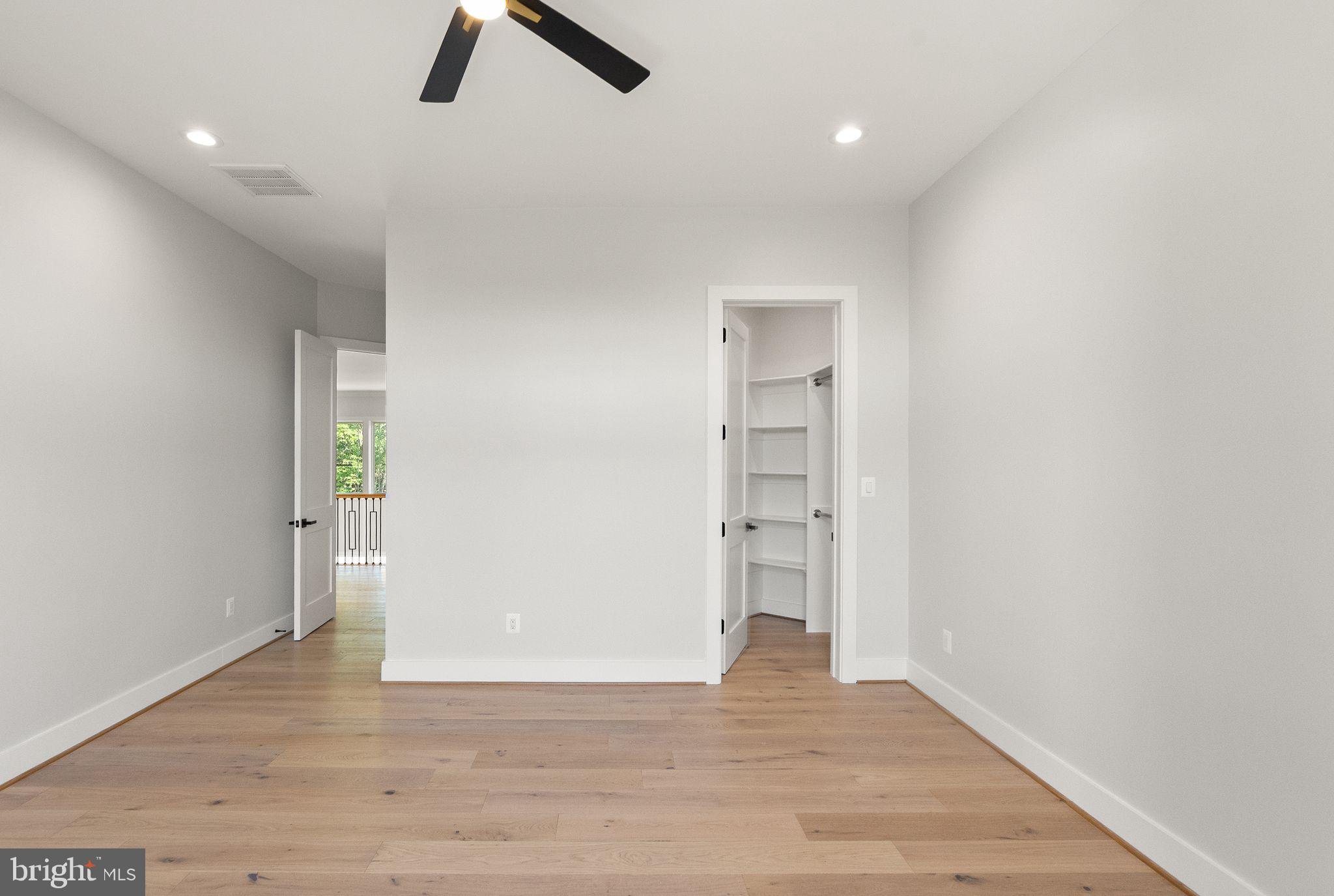 BEACON HILL - Residential