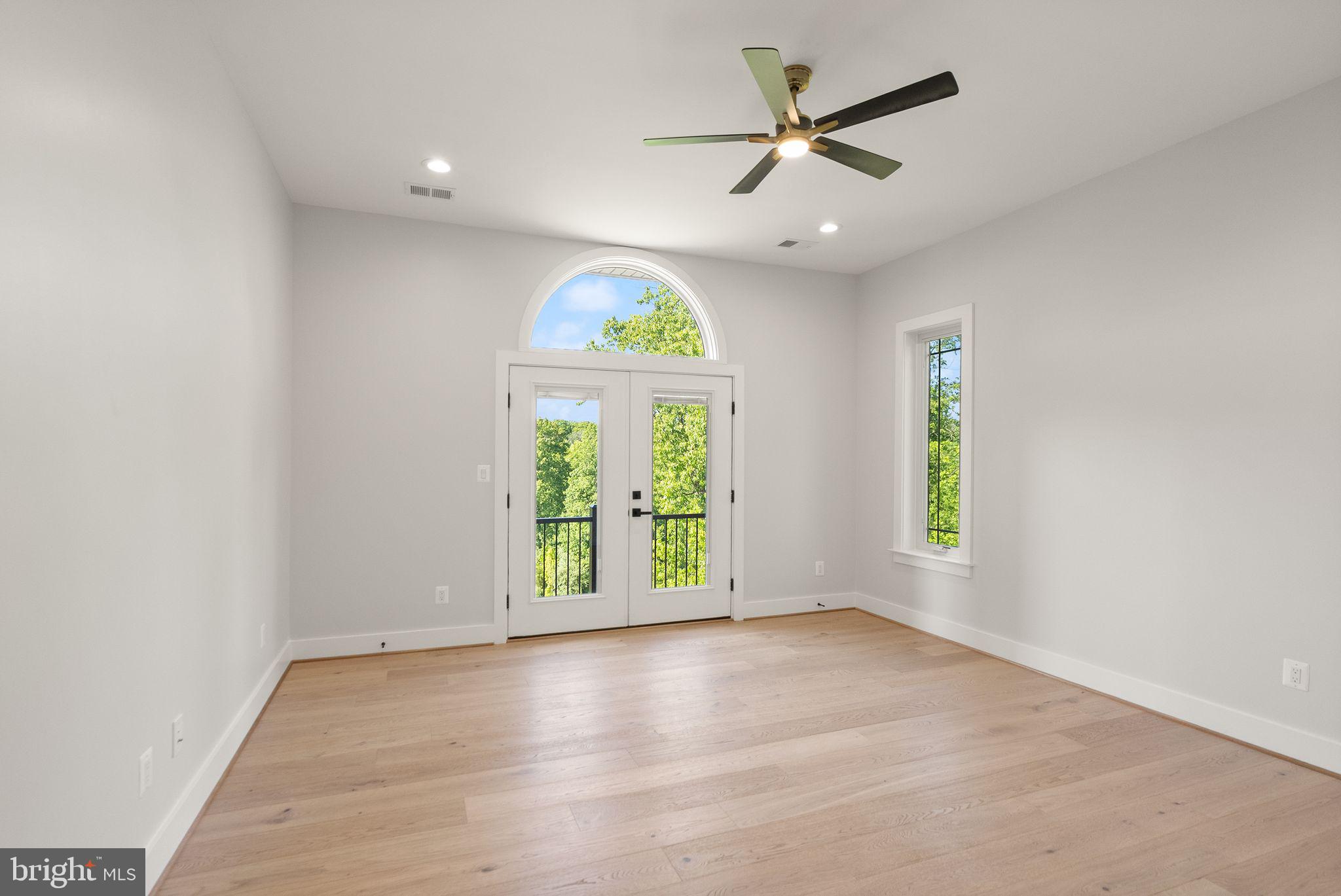 BEACON HILL - Residential