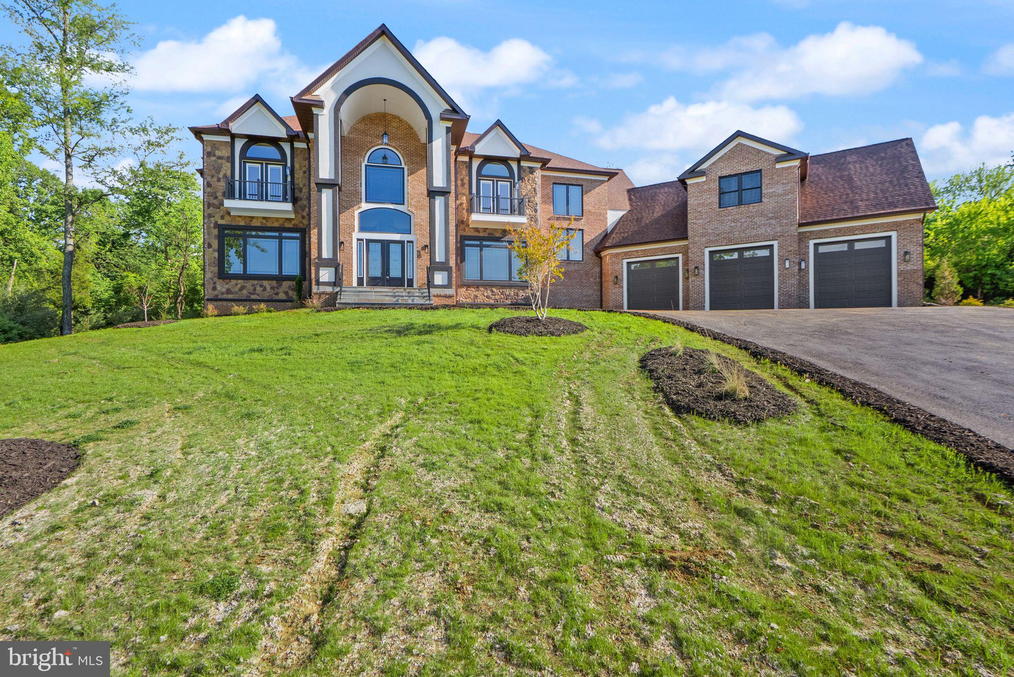 BEACON HILL - Residential