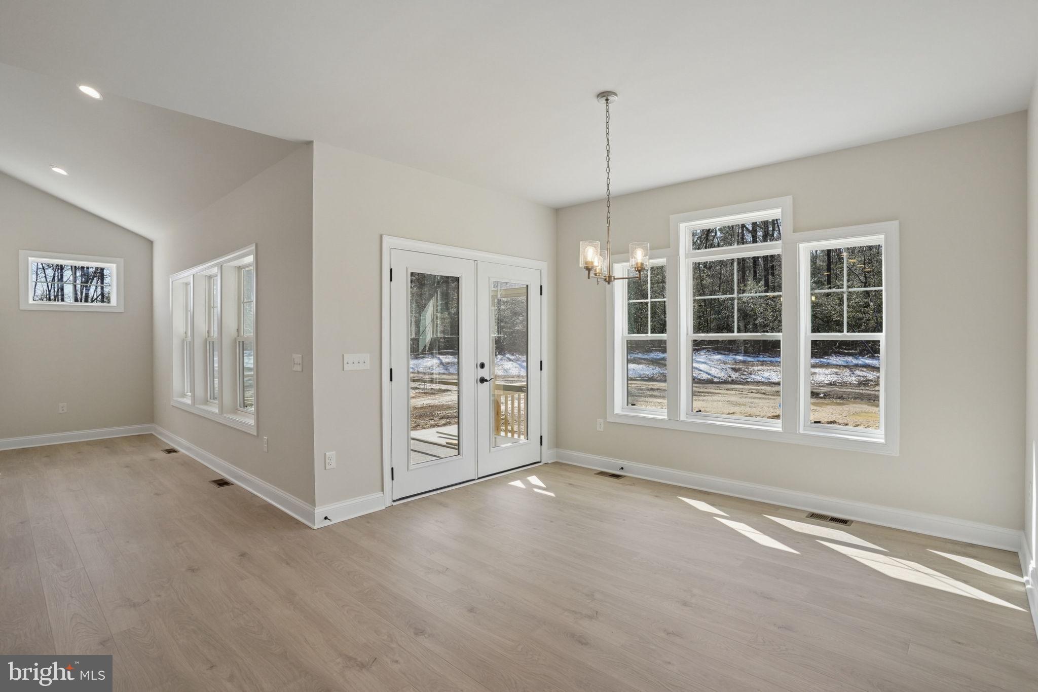 ESTATES AT MILTON CROSSING - Residential