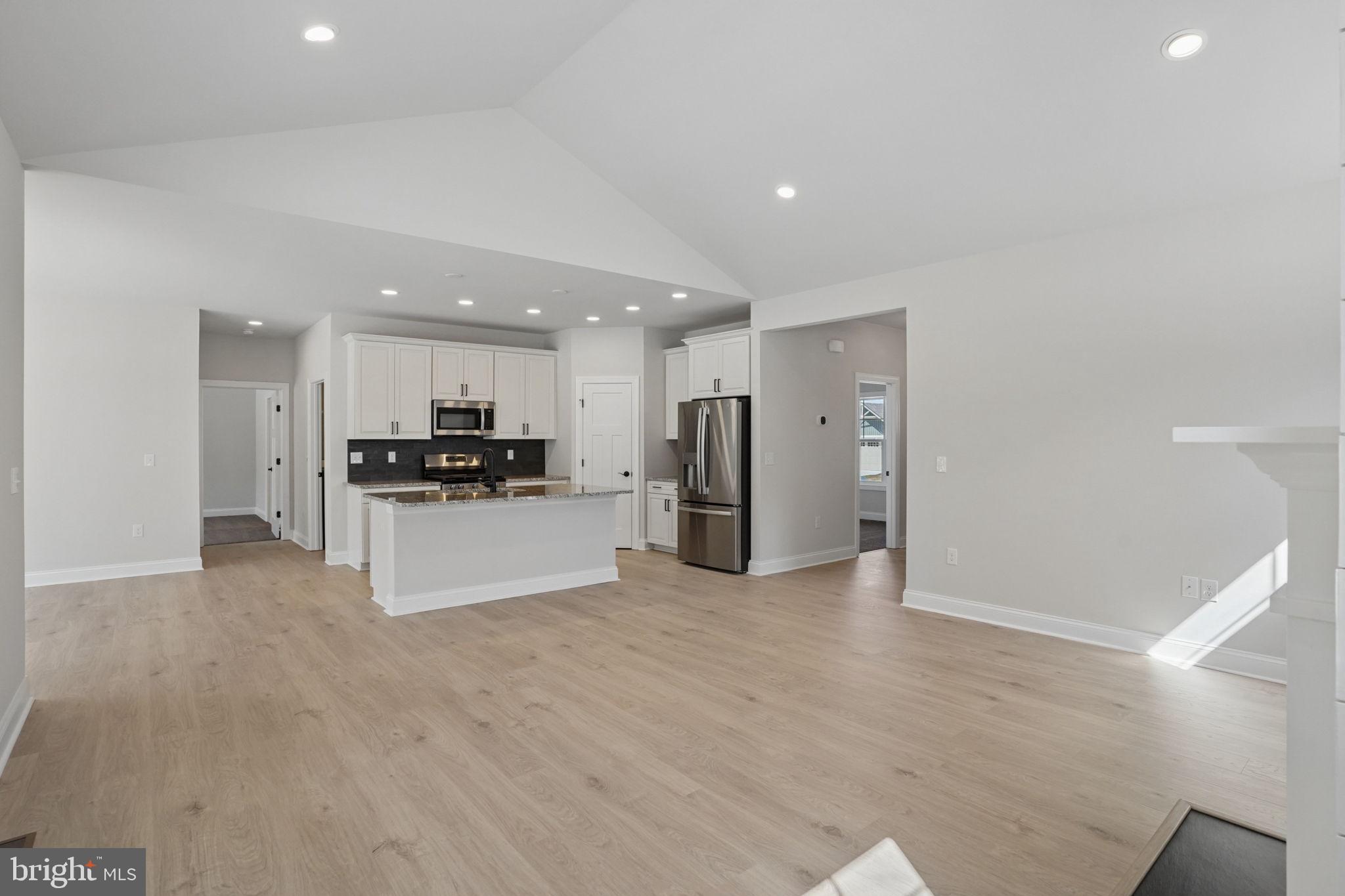 ESTATES AT MILTON CROSSING - Residential