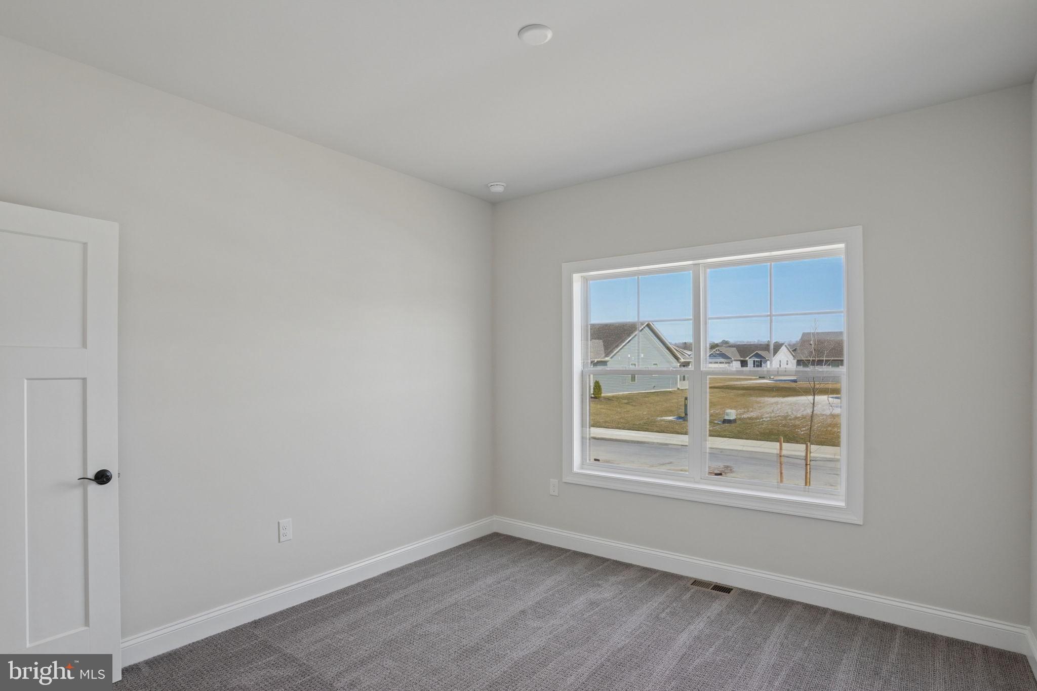 ESTATES AT MILTON CROSSING - Residential