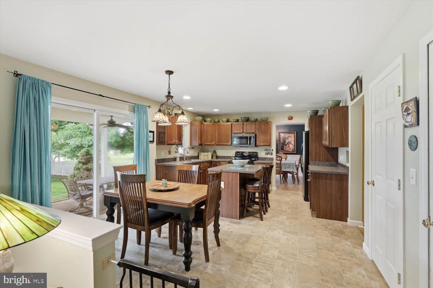 SOMERSET CROSSING - Residential