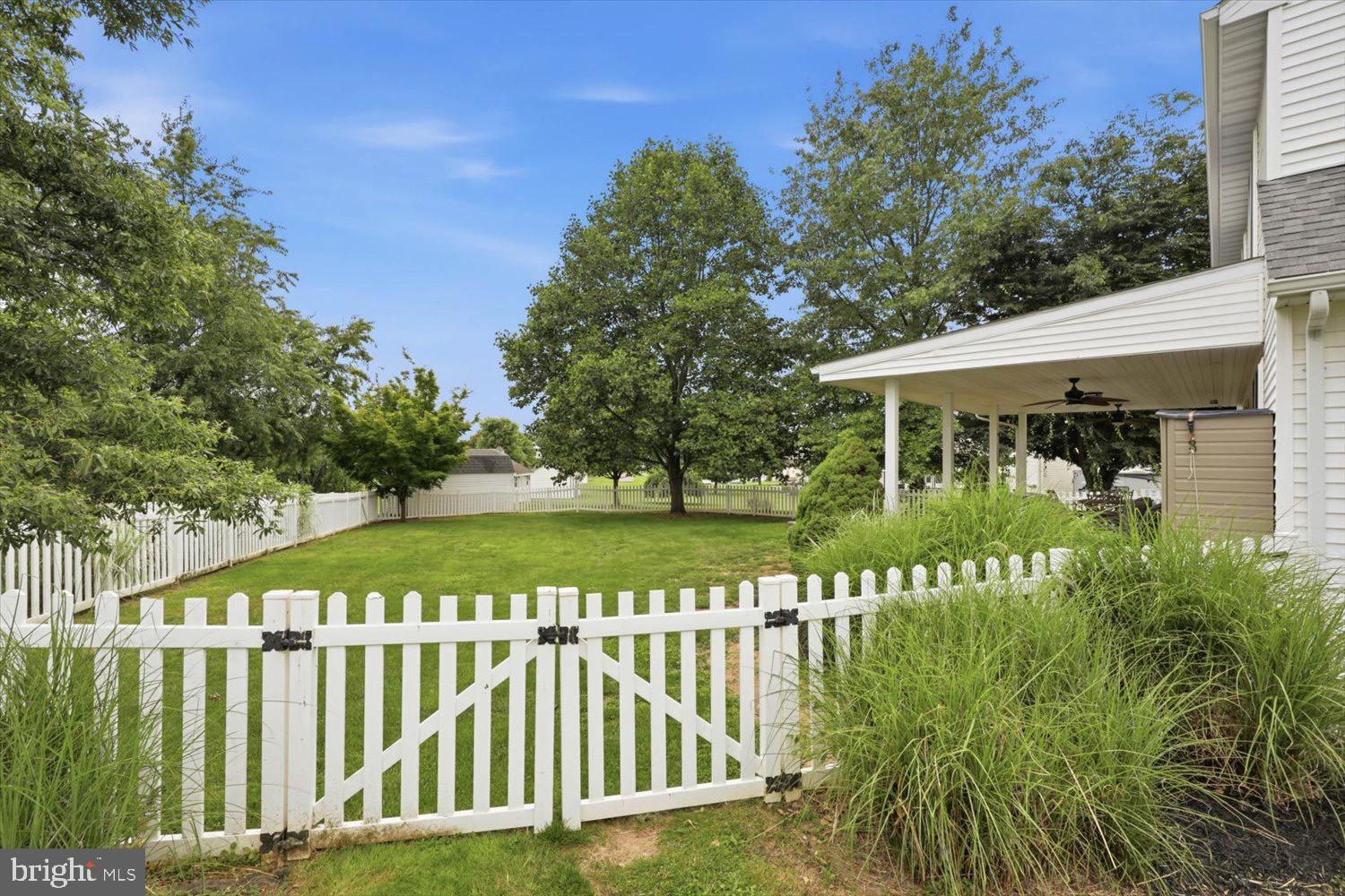 SOMERSET CROSSING - Residential