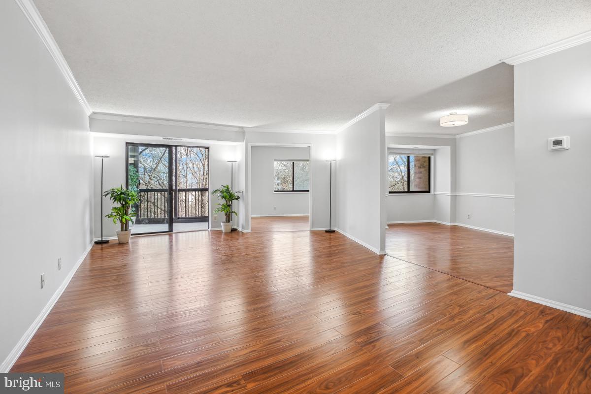 MONTEBELLO - Residential
