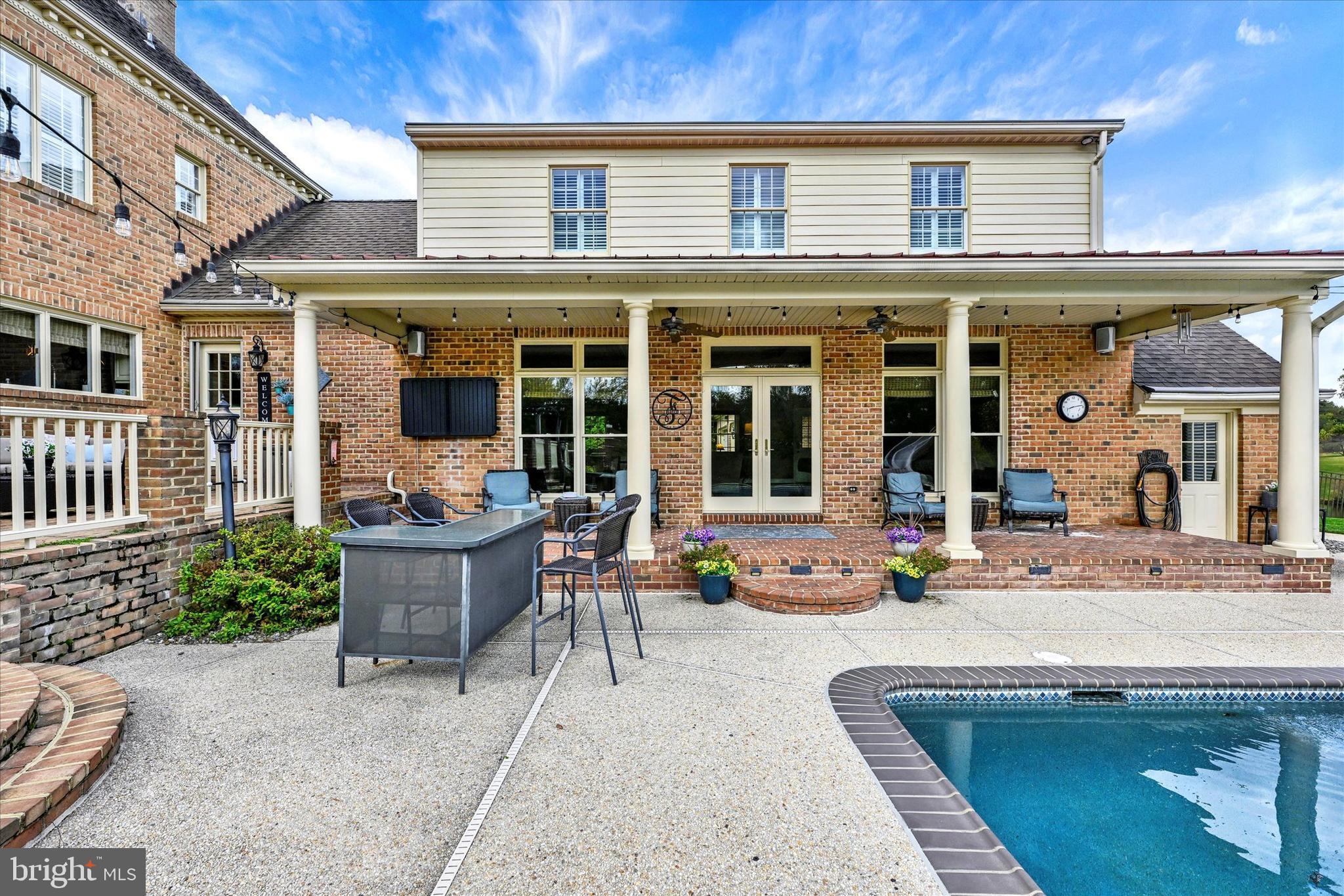 TODD LAKES - Residential