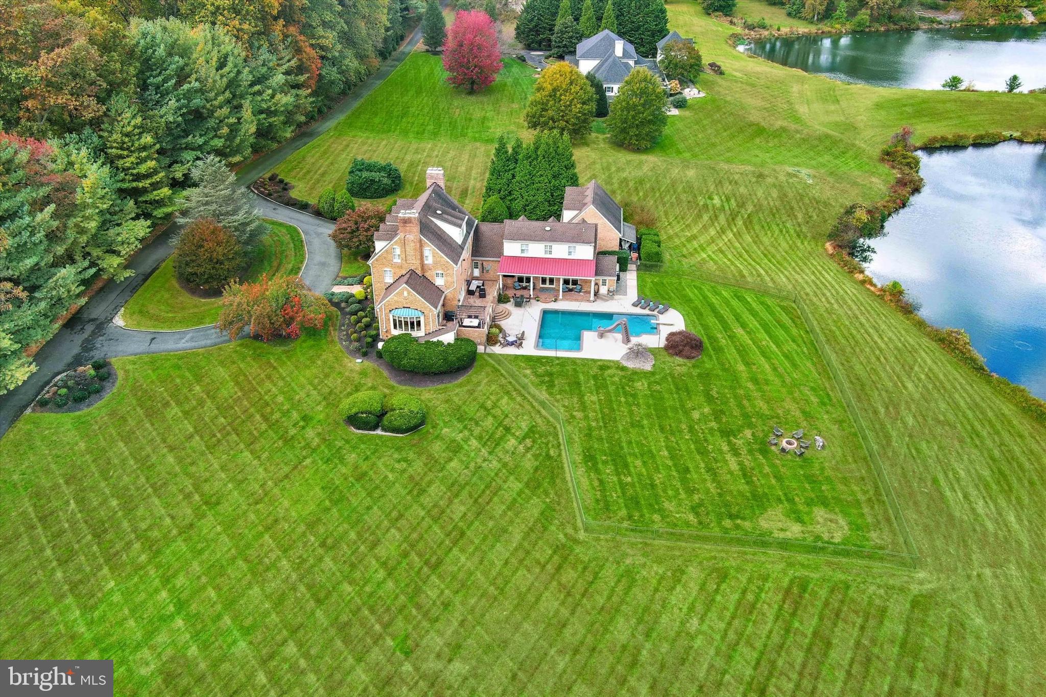 TODD LAKES - Residential
