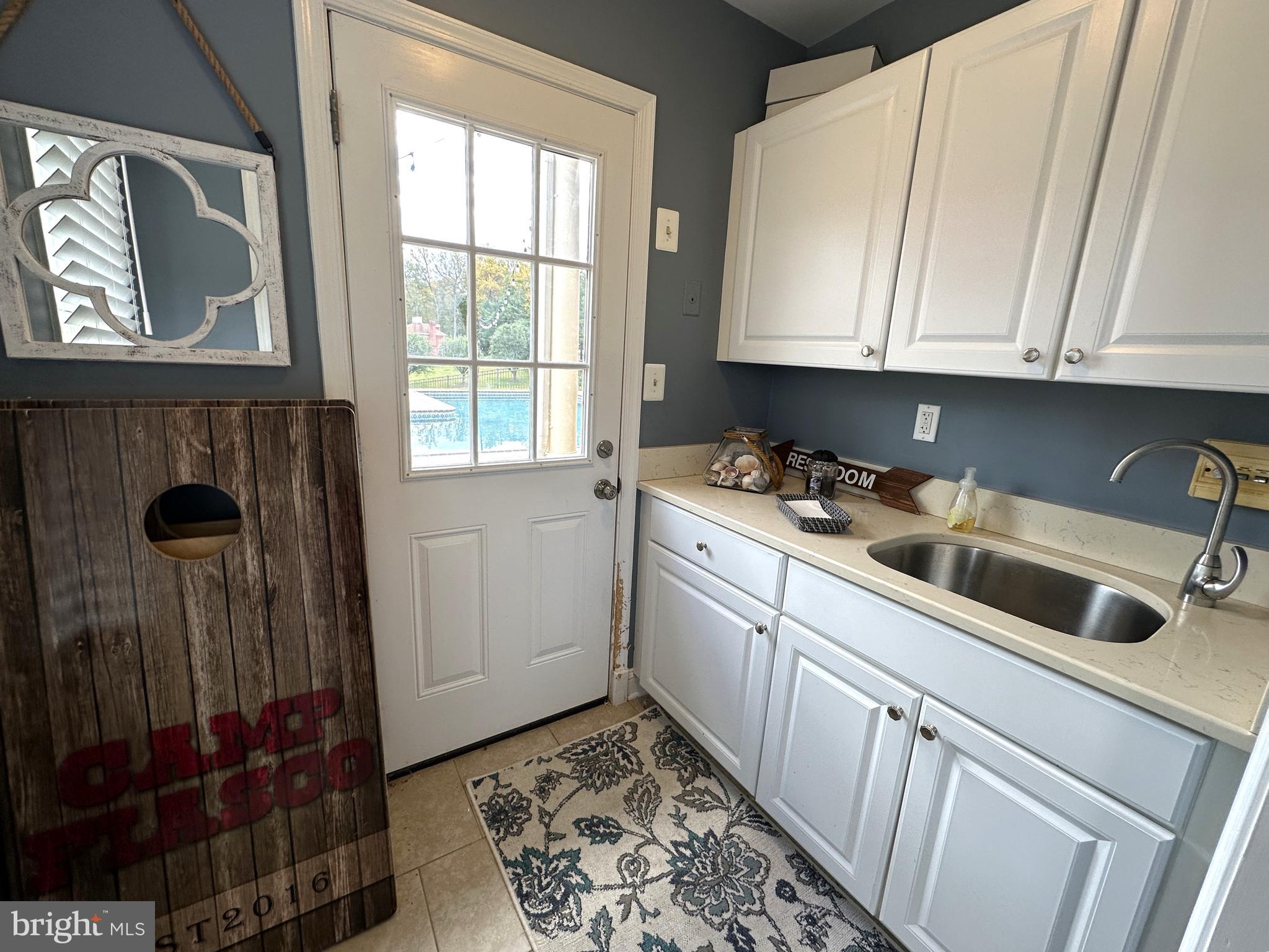 TODD LAKES - Residential