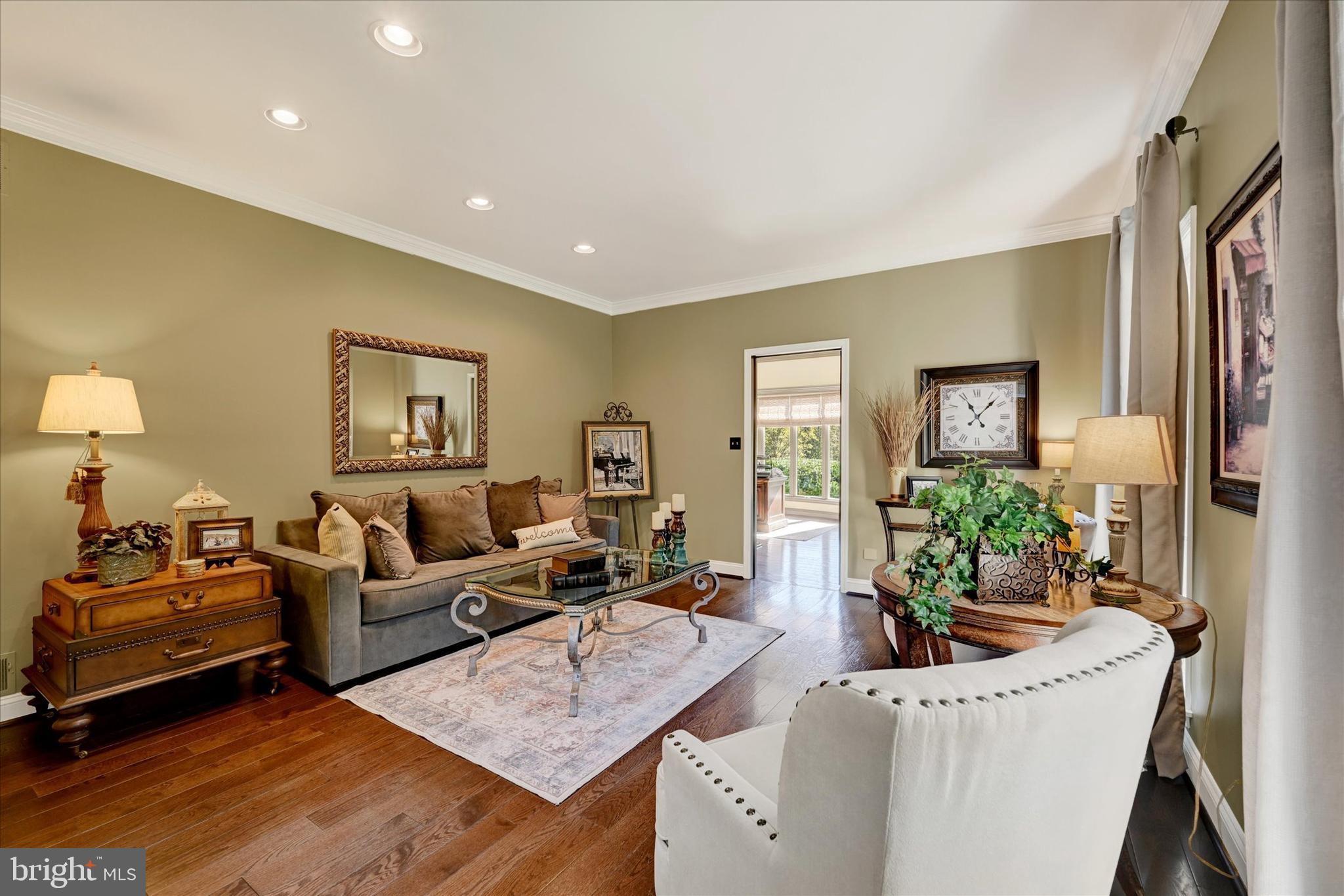 TODD LAKES - Residential