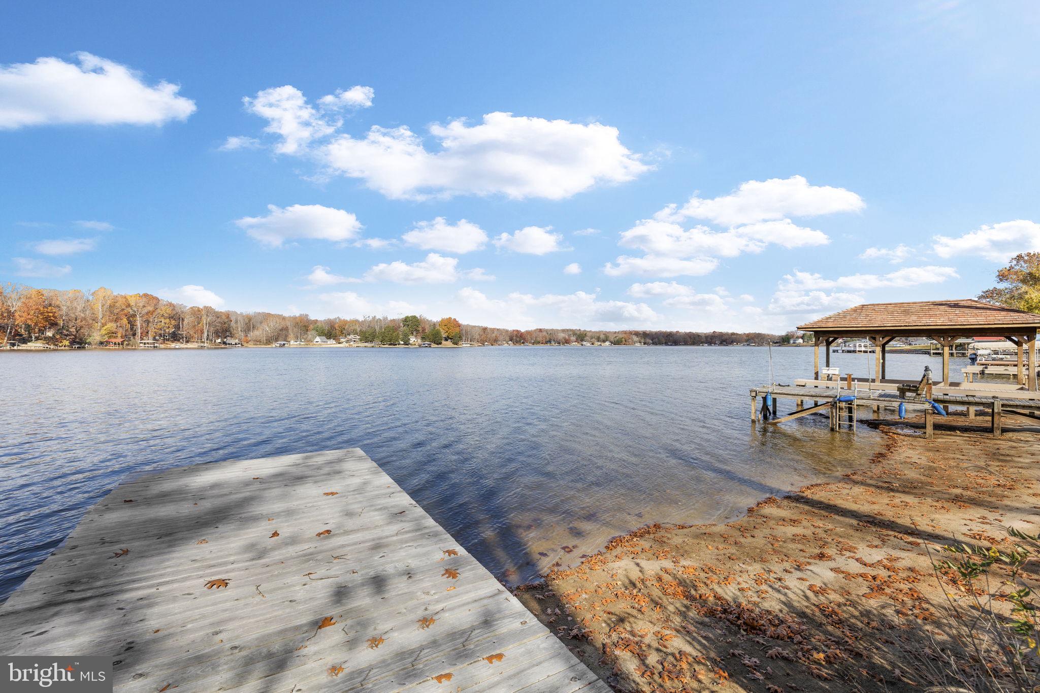 BLUE RIDGE SHORES - Residential