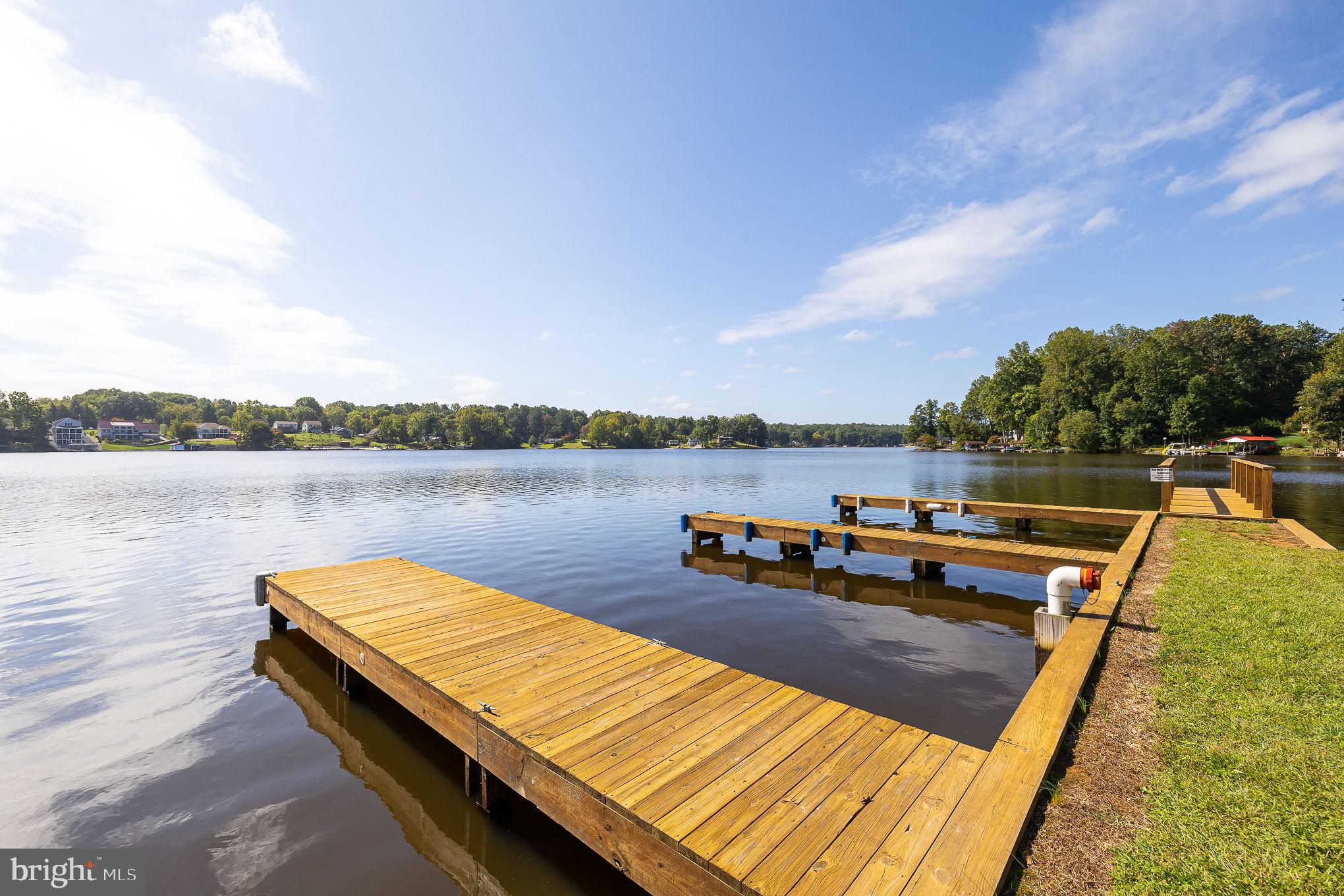 BLUE RIDGE SHORES - Residential
