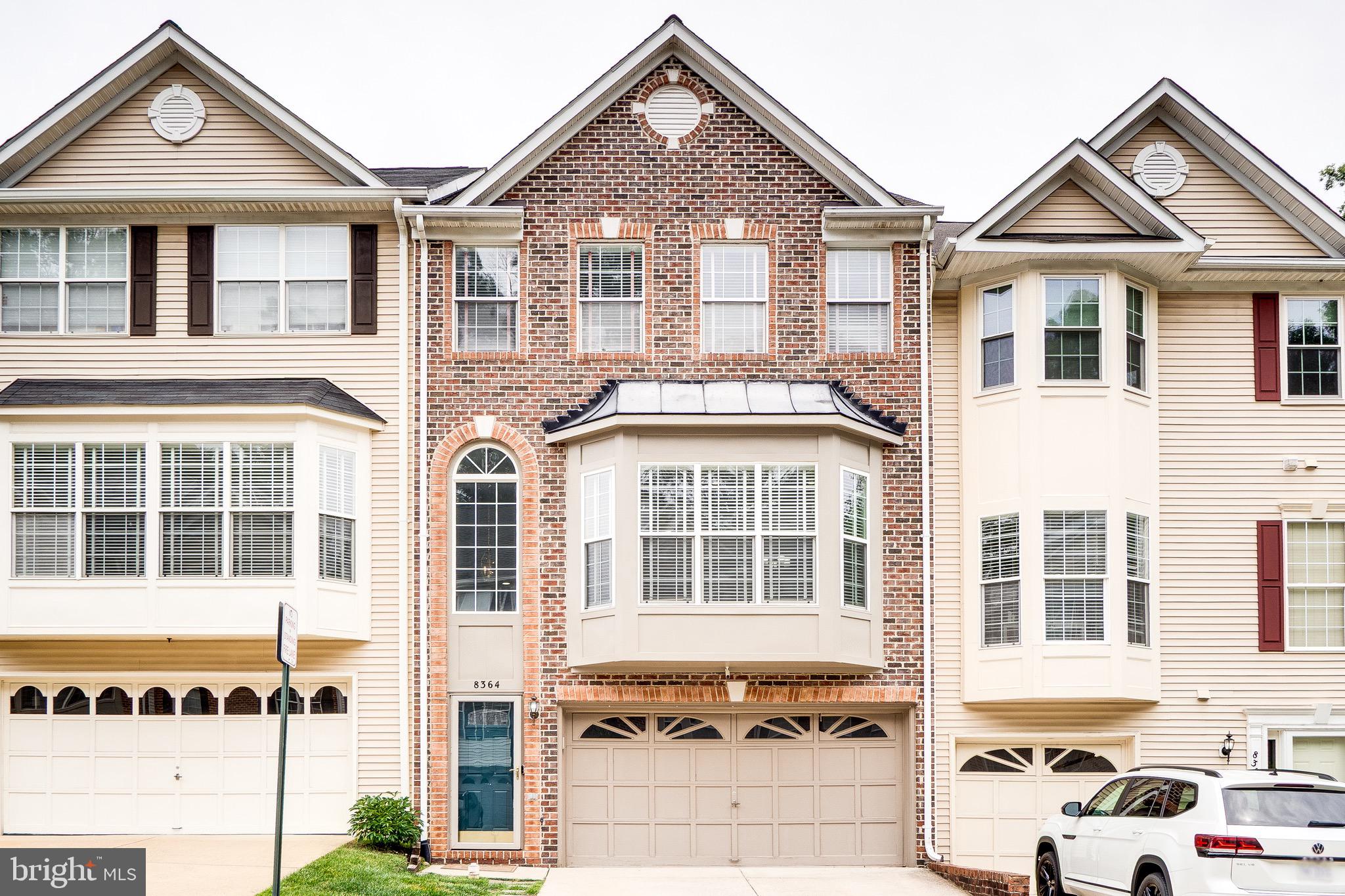 KENWOOD TOWNES - Residential