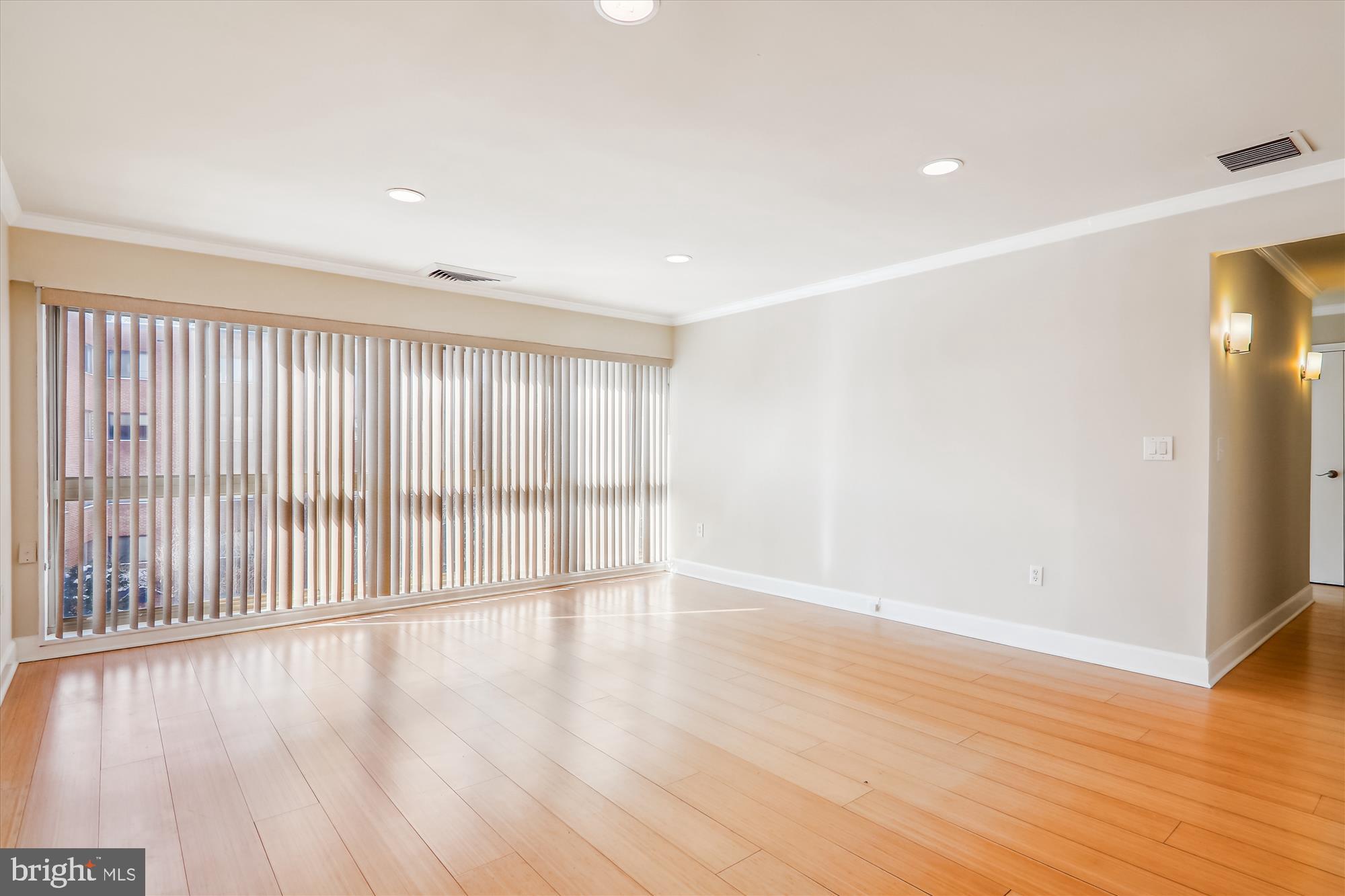 SUSSEX HOUSE - Residential