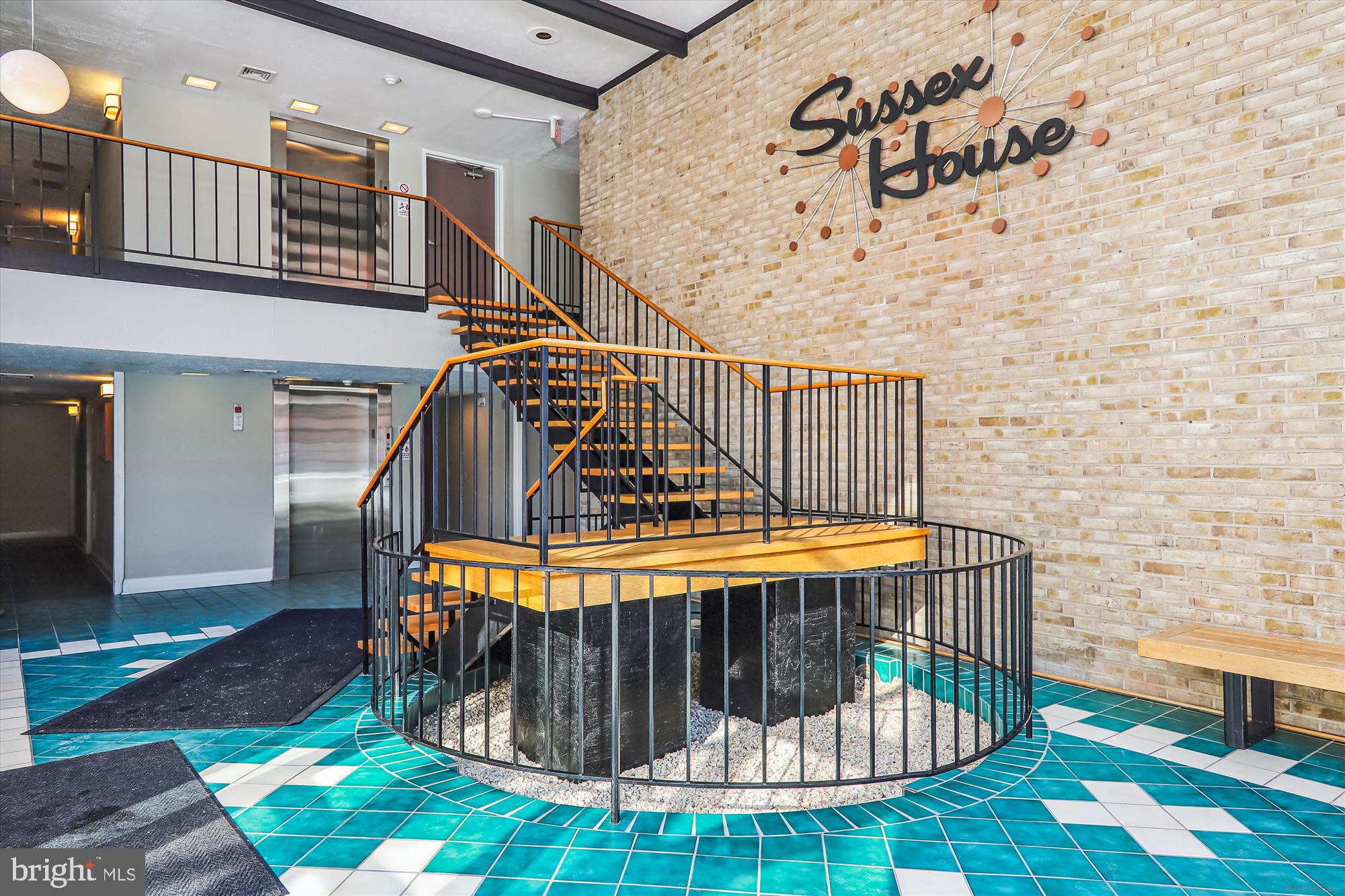 SUSSEX HOUSE - Residential