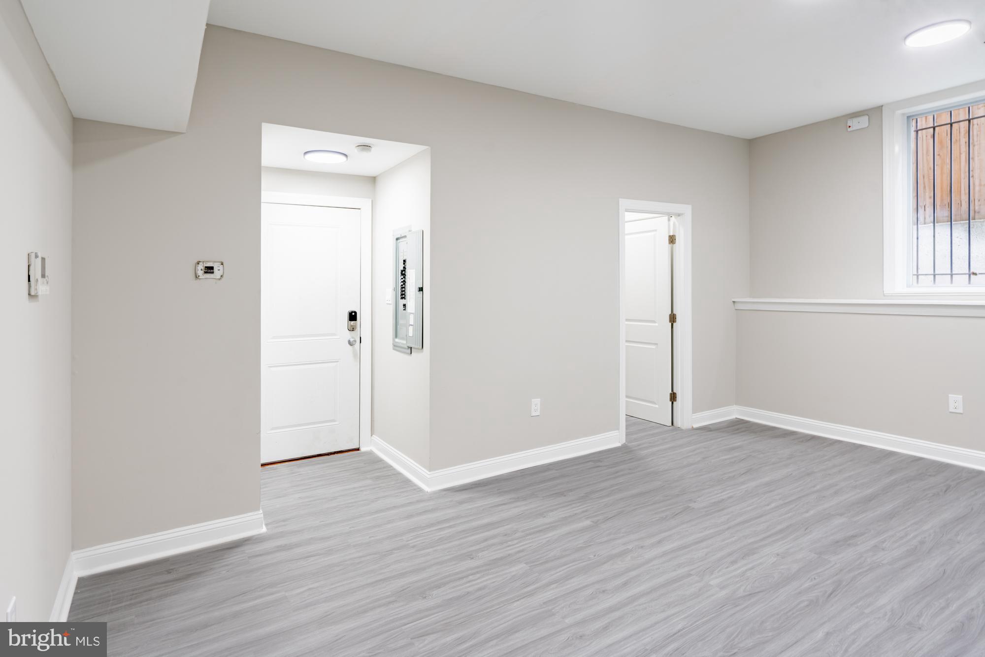 TEMPLE UNIVERSITY - Residential Lease