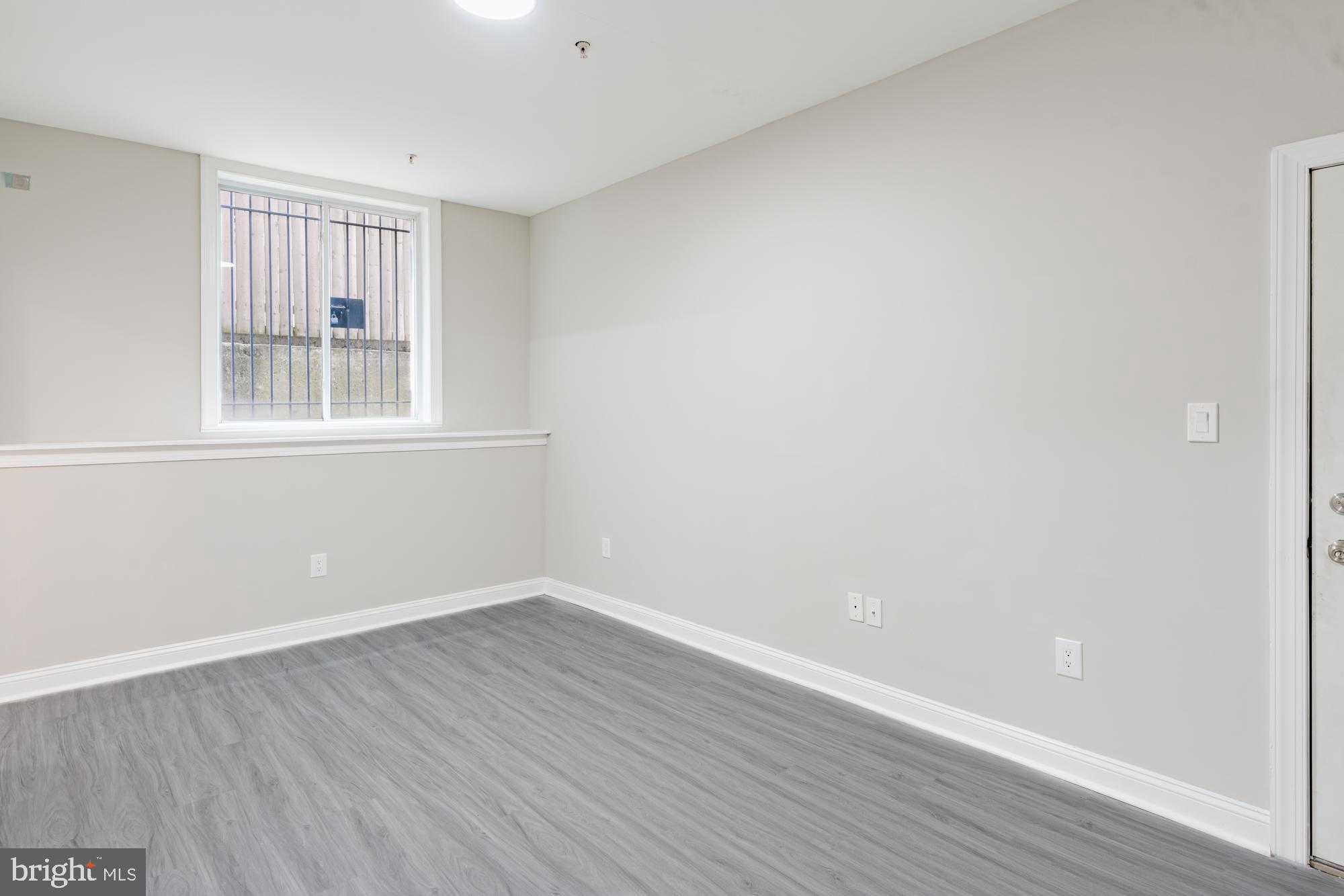 TEMPLE UNIVERSITY - Residential Lease