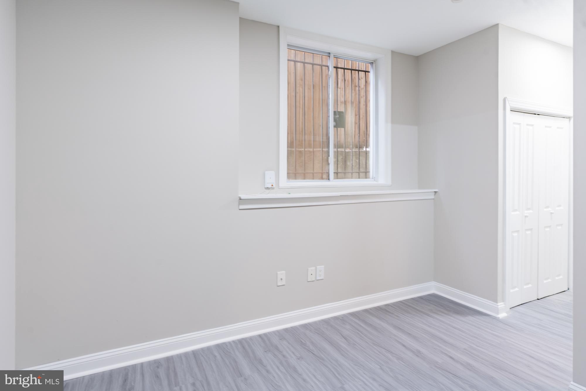 TEMPLE UNIVERSITY - Residential Lease