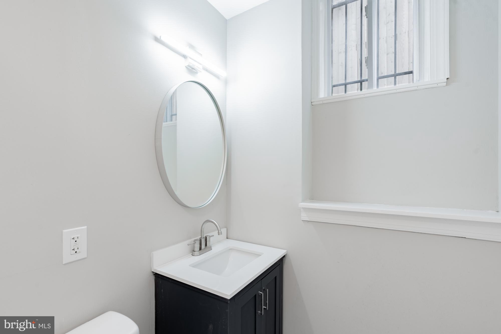TEMPLE UNIVERSITY - Residential Lease
