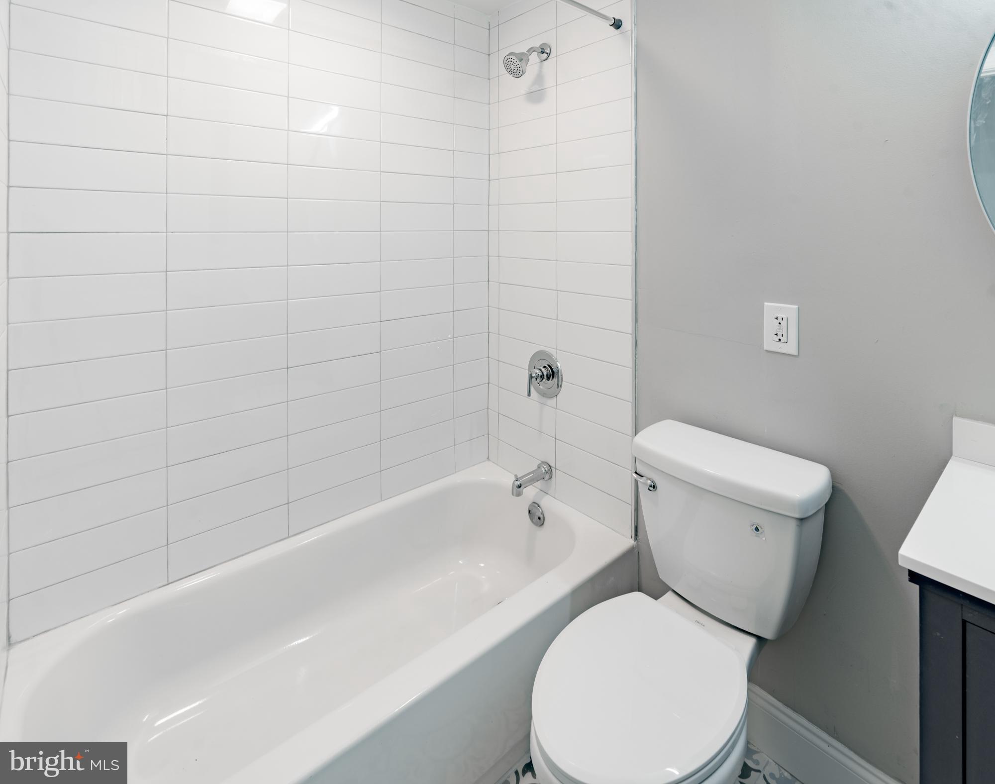 TEMPLE UNIVERSITY - Residential Lease