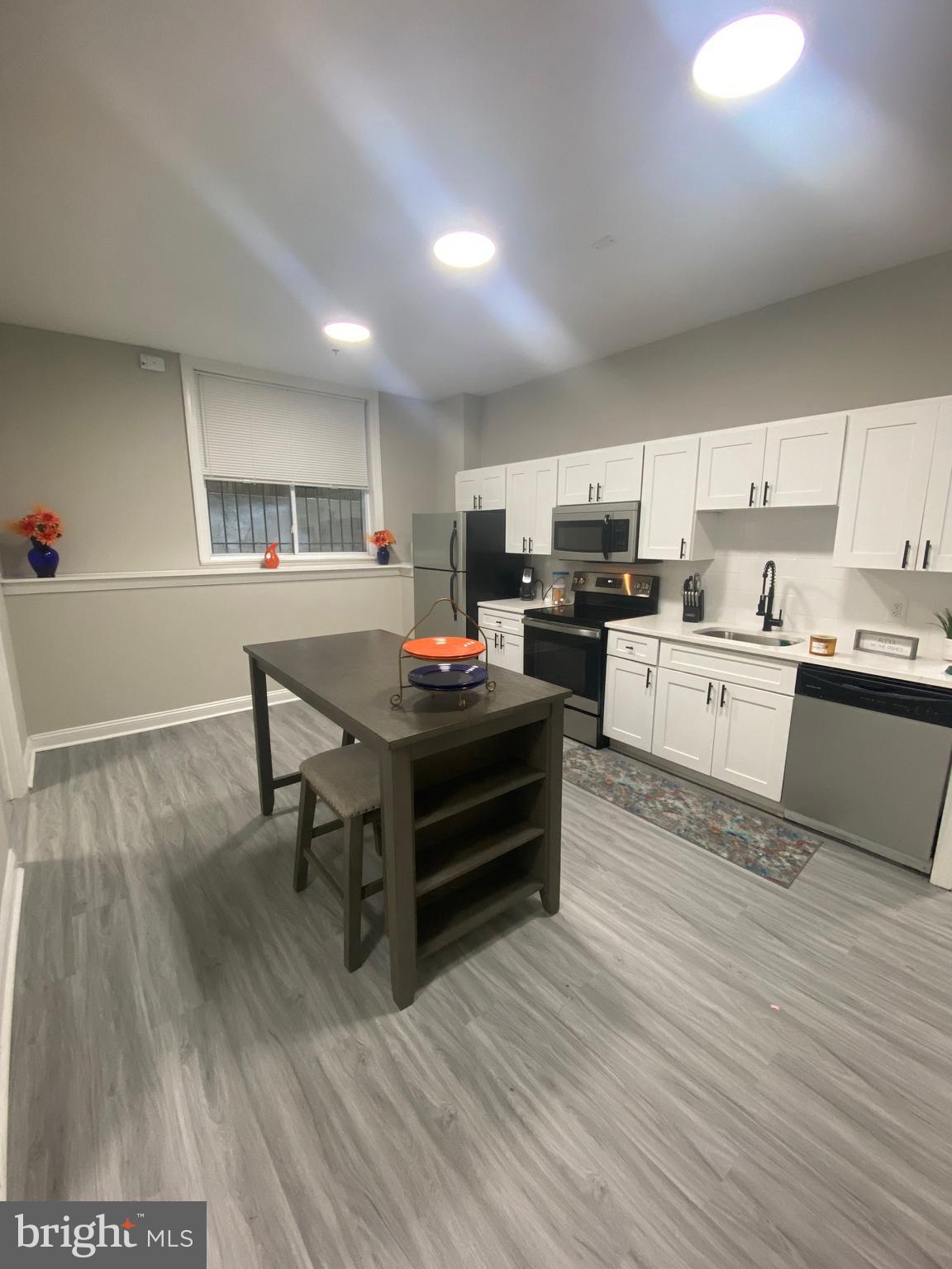 TEMPLE UNIVERSITY - Residential Lease