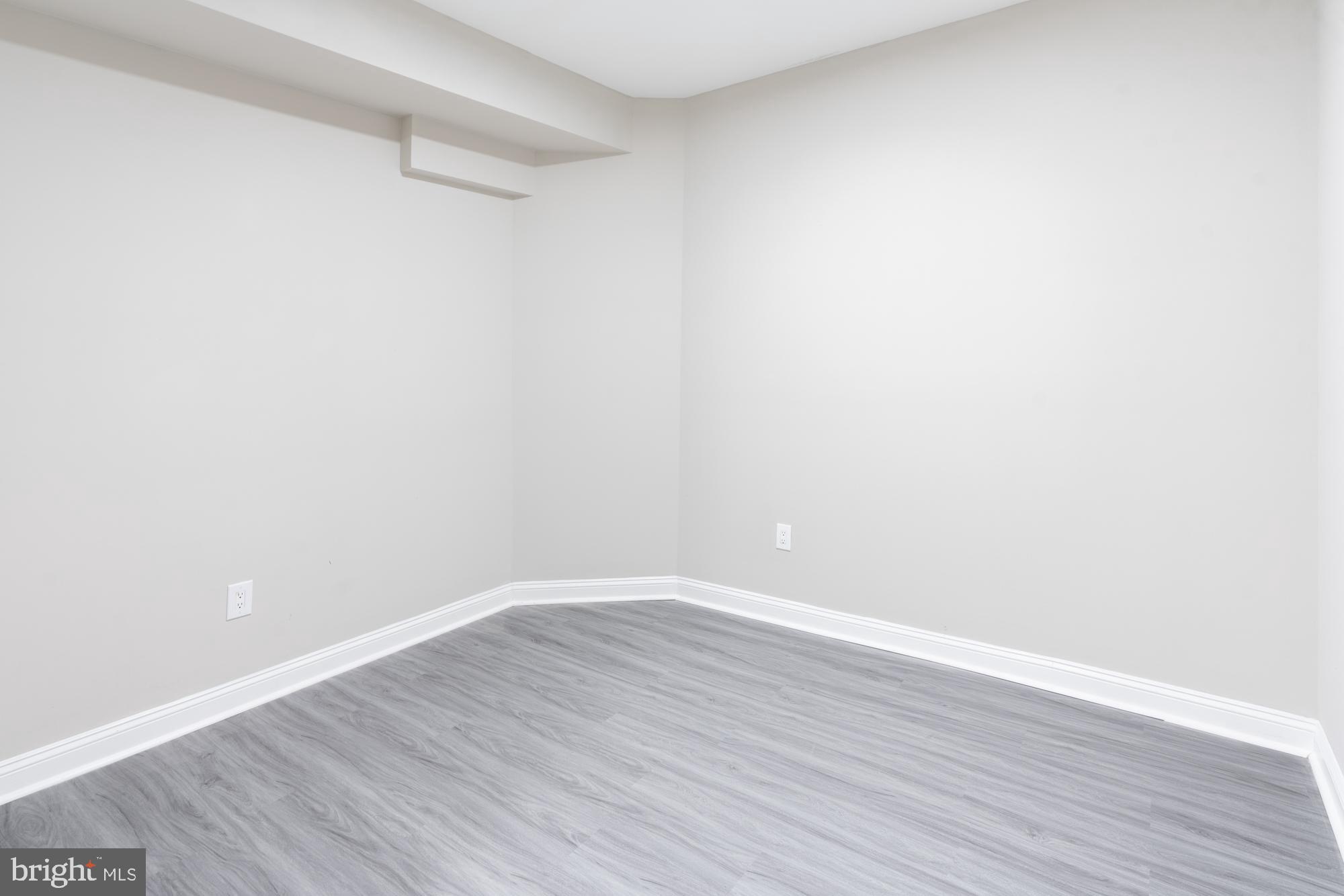 TEMPLE UNIVERSITY - Residential Lease