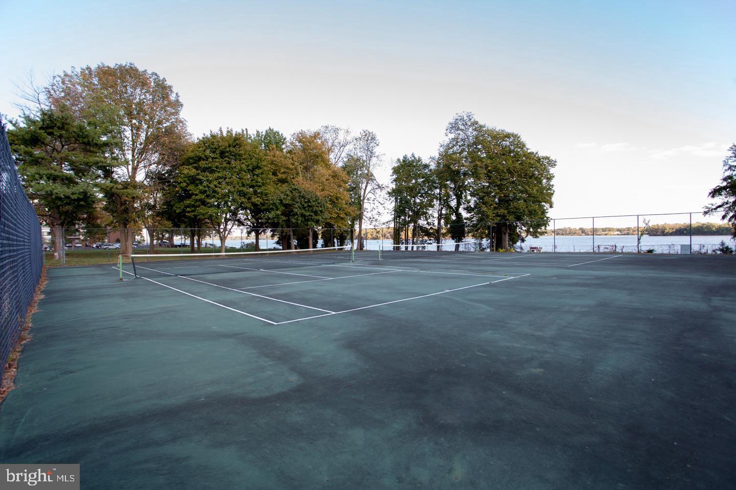 DELAIRE LANDING - Residential