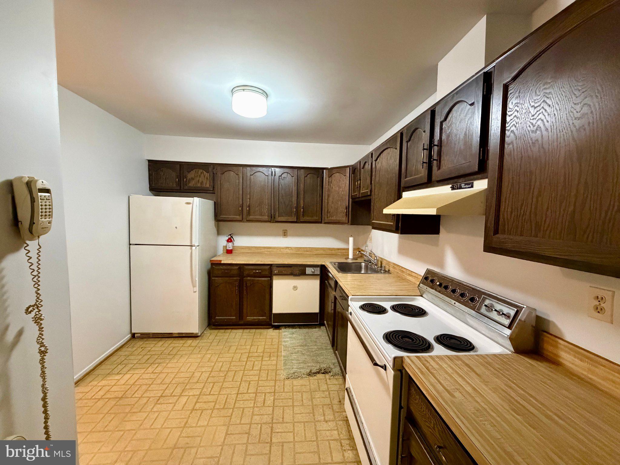WILLOW HILLS- RESUB PARC - Residential
