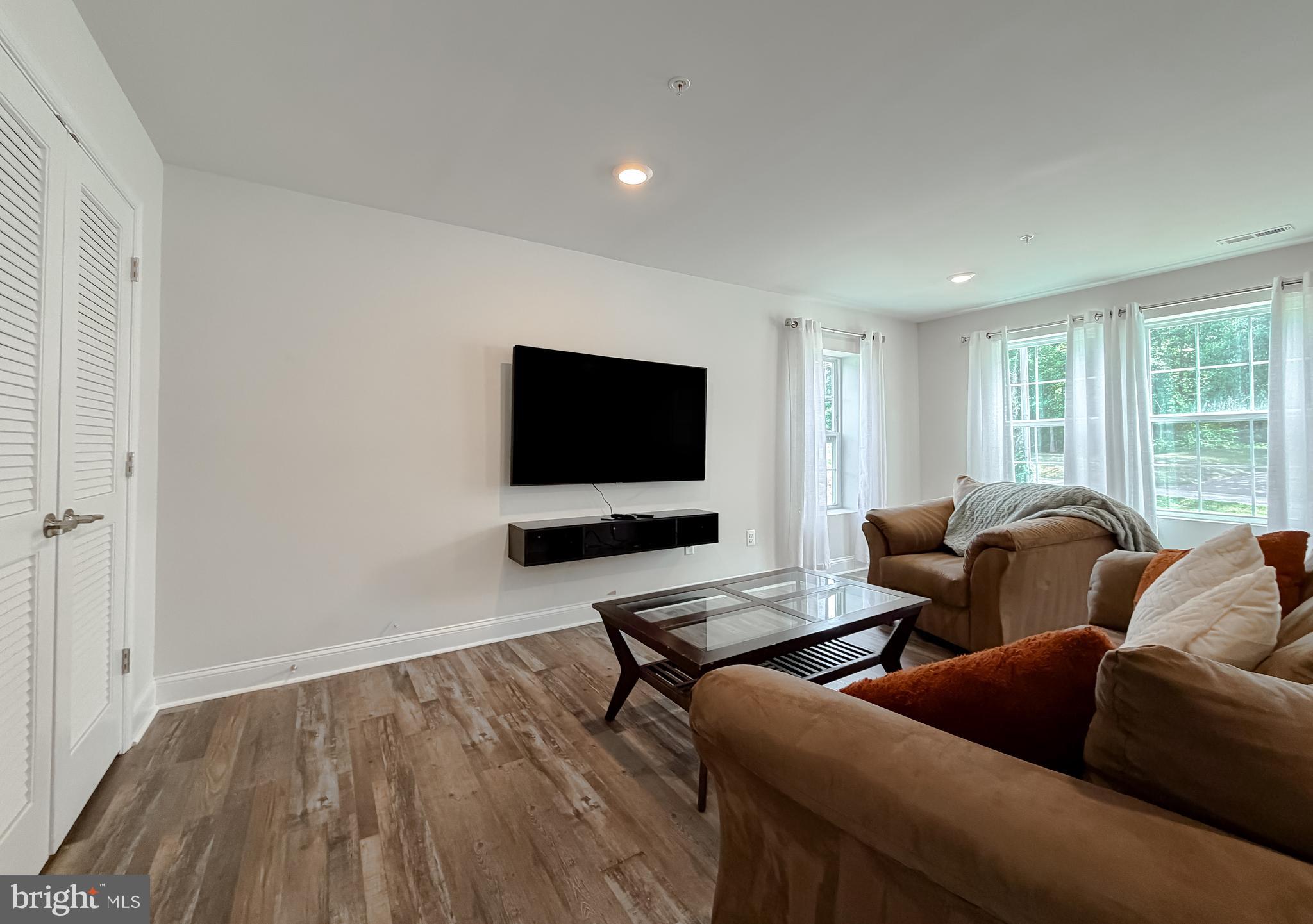 THE WOODS AT MYRTLE POINT - Residential