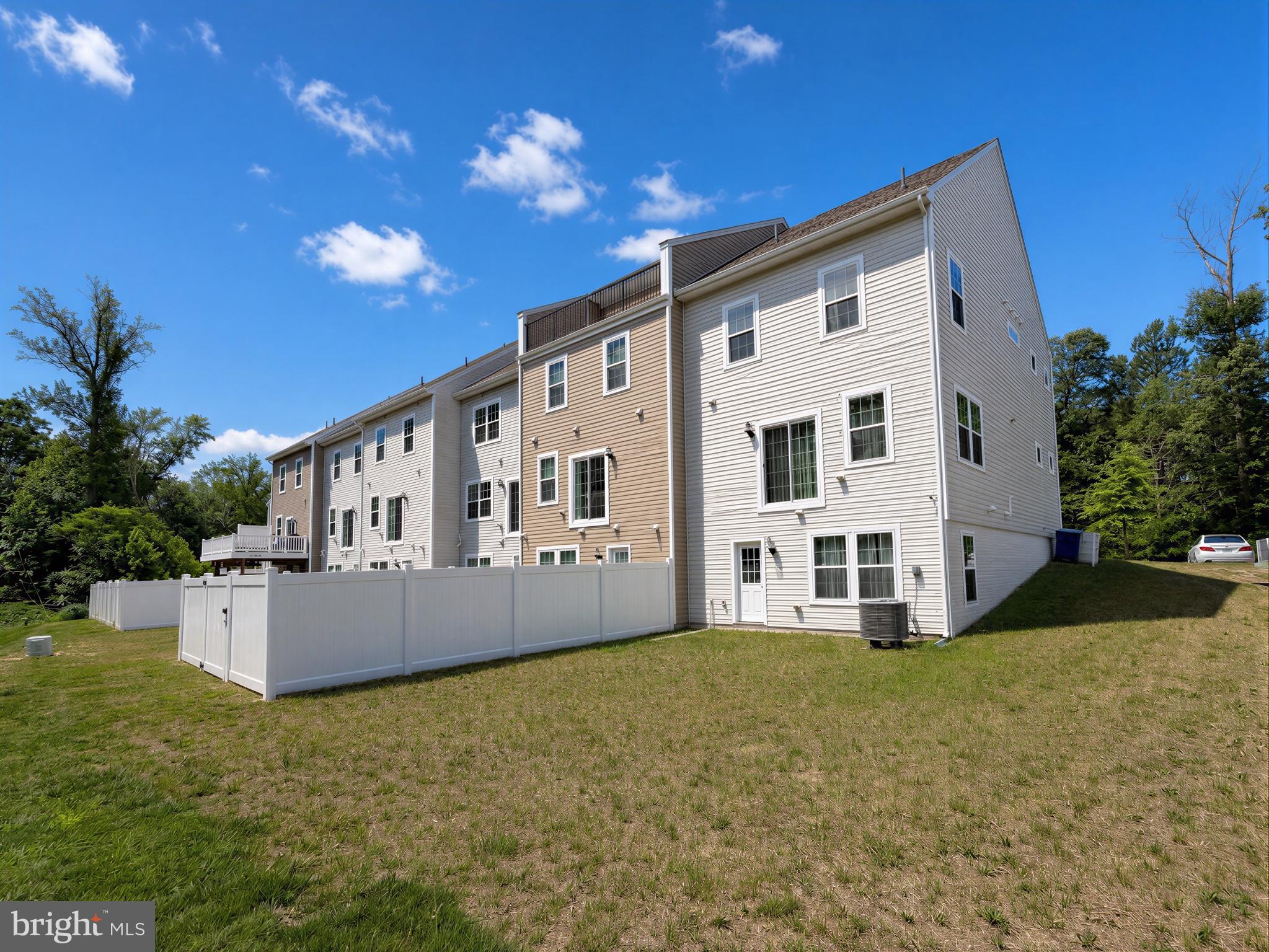 THE WOODS AT MYRTLE POINT - Residential