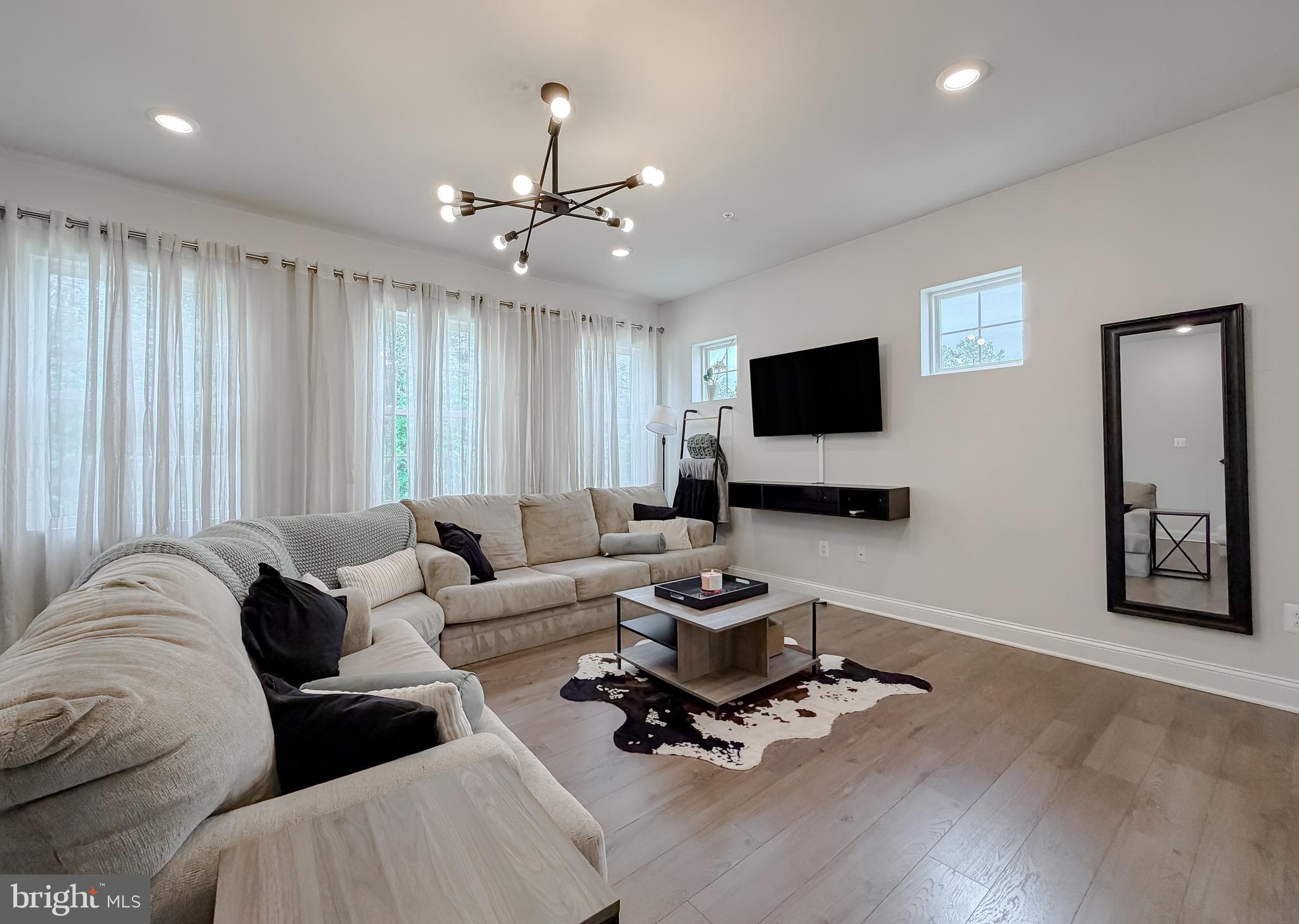 THE WOODS AT MYRTLE POINT - Residential