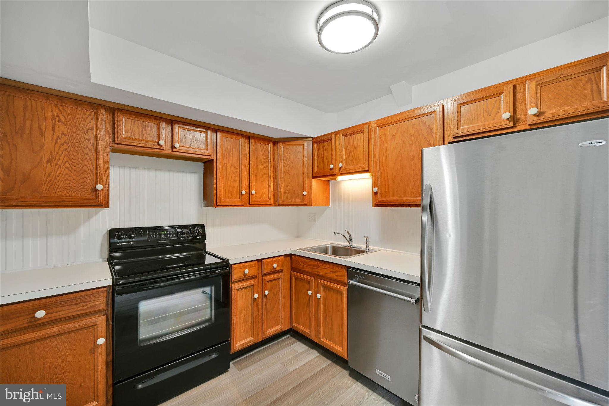 SHREINER VILLAGE - Residential