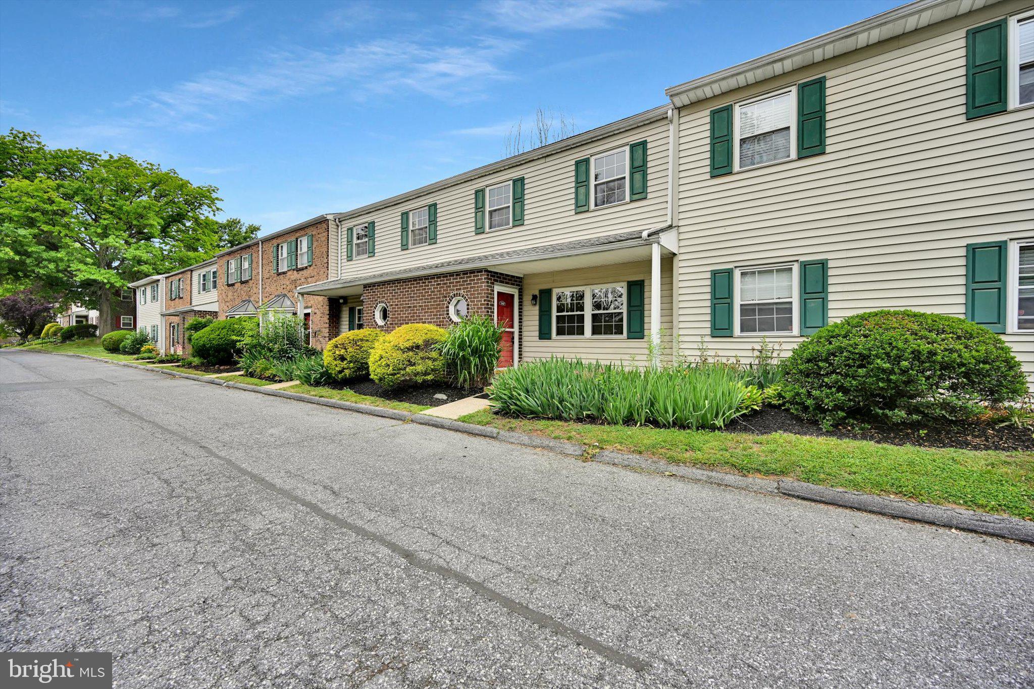 SHREINER VILLAGE - Residential