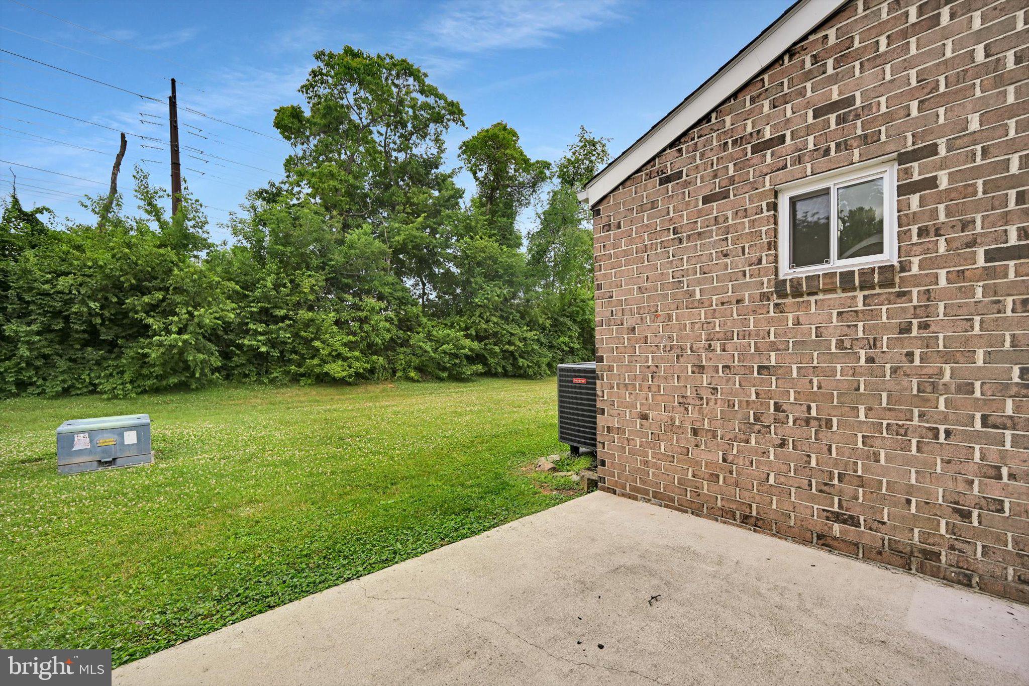 SHREINER VILLAGE - Residential