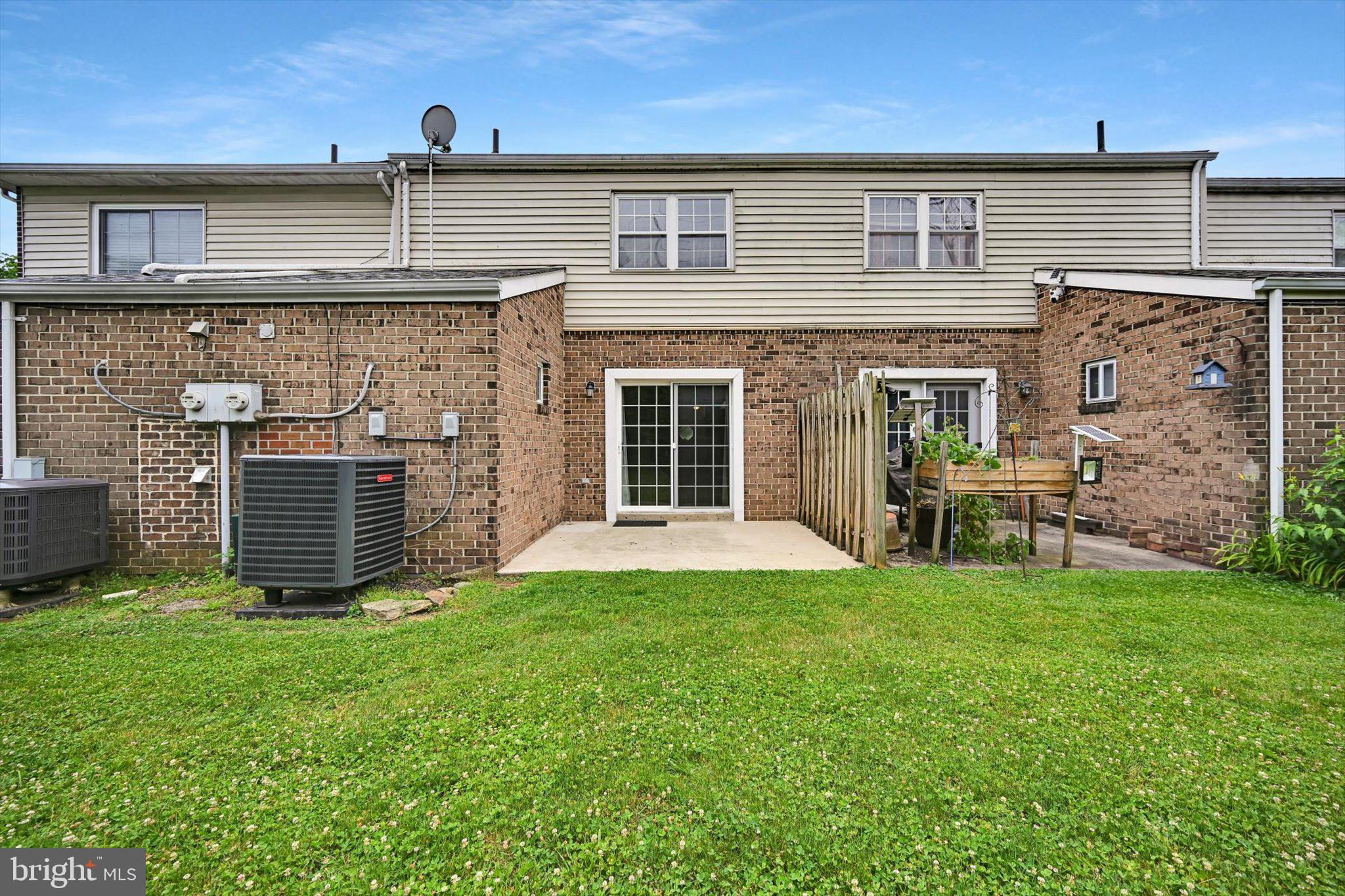 SHREINER VILLAGE - Residential