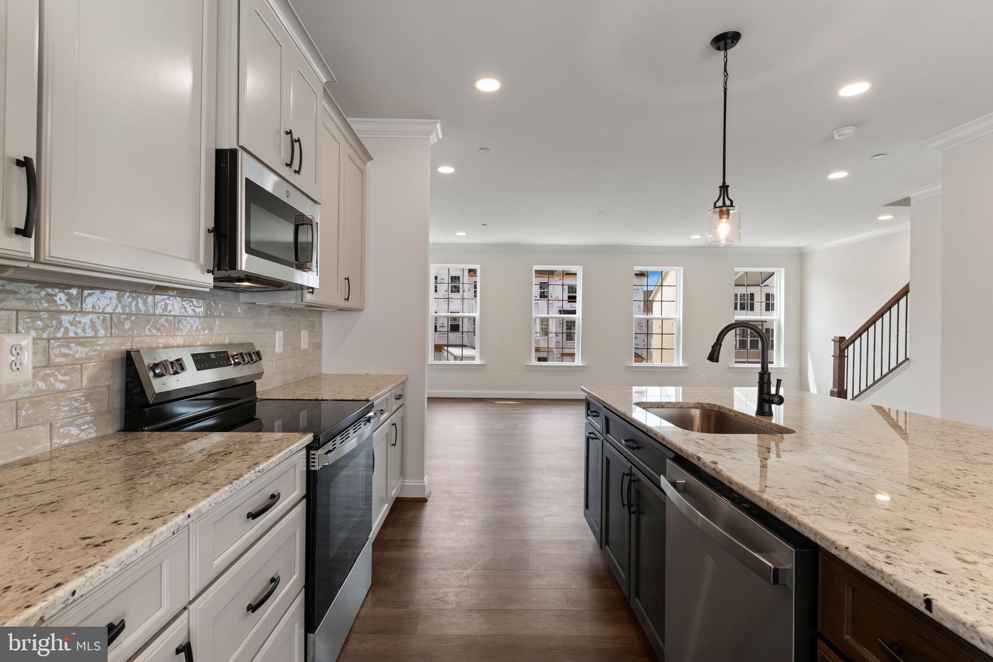 MEADOWS AT TOWN RUN II - Residential