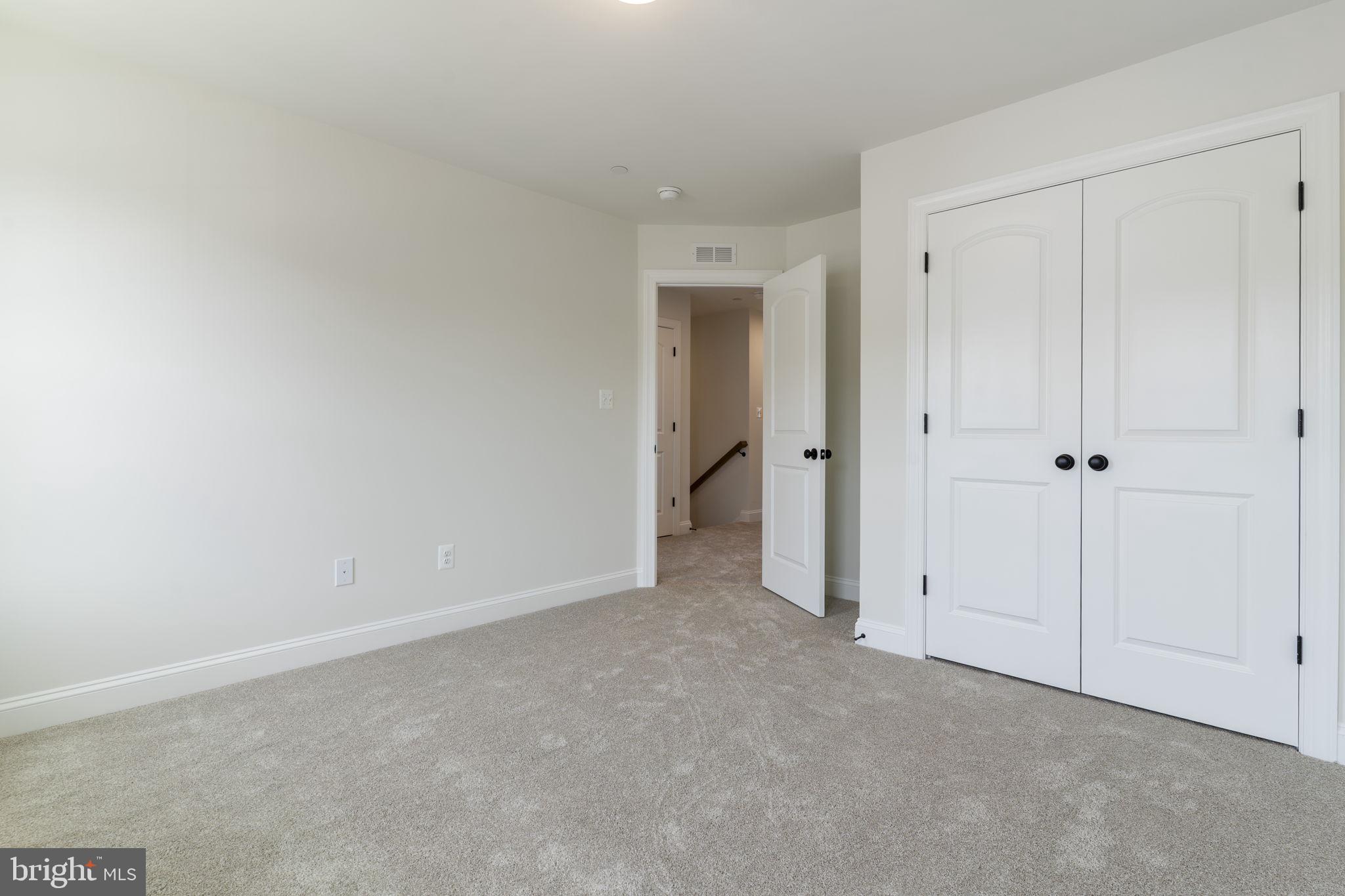 MEADOWS AT TOWN RUN II - Residential