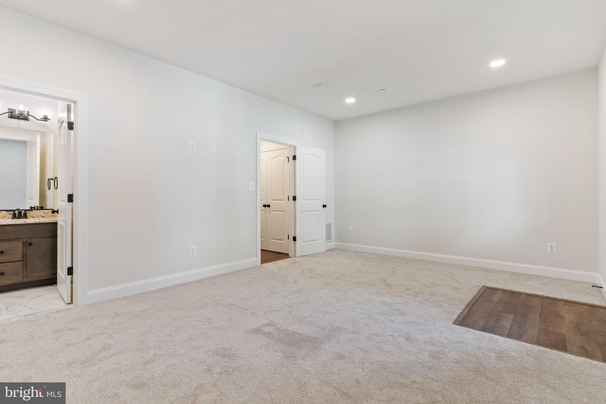 MEADOWS AT TOWN RUN II - Residential