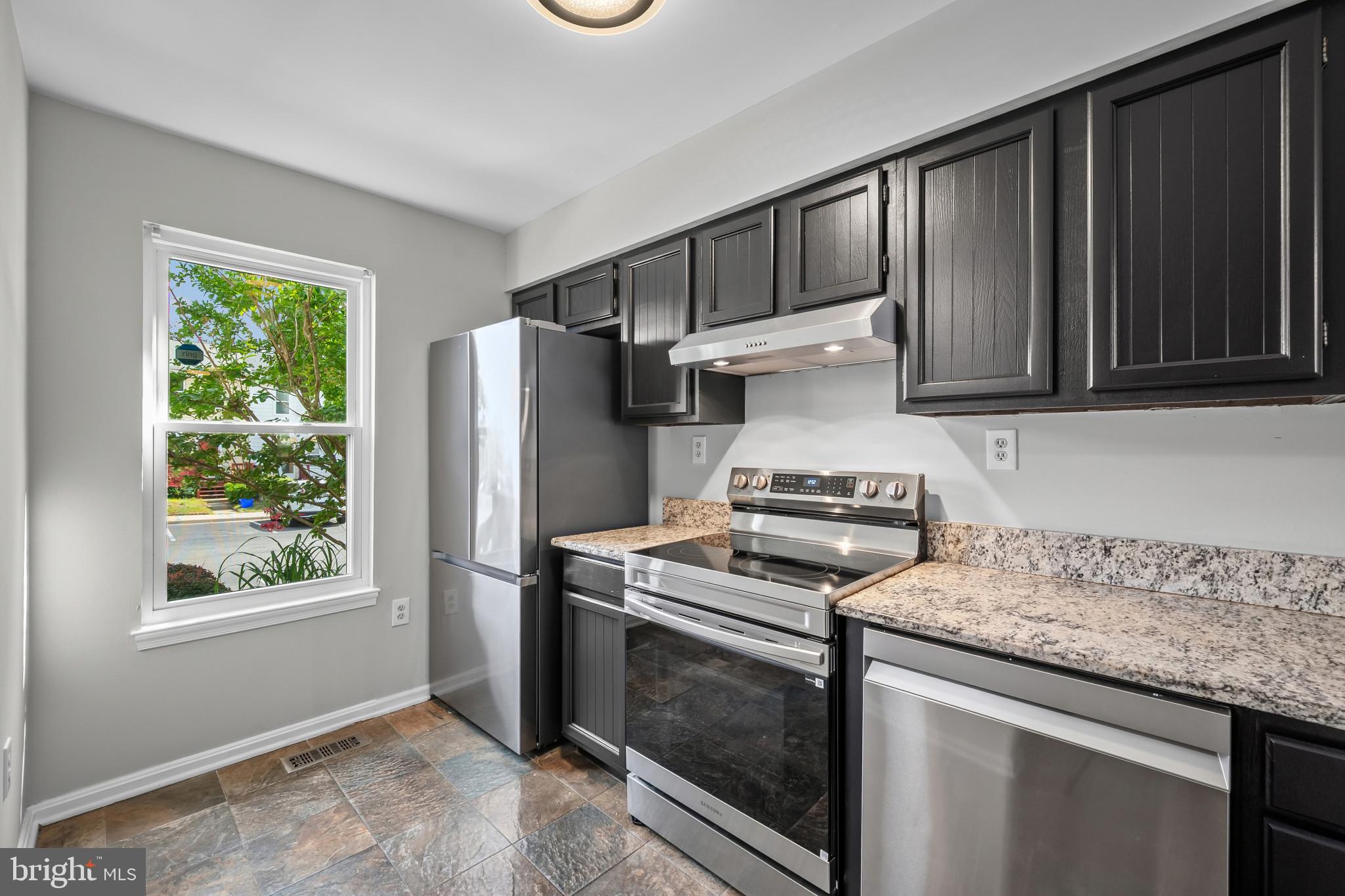 FAIRLAND - Residential