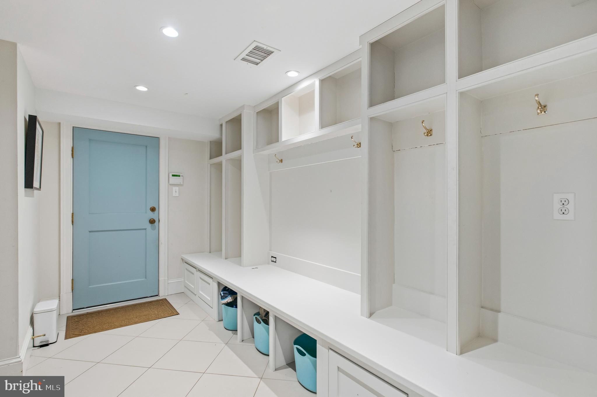 CLEVELAND PARK - Residential