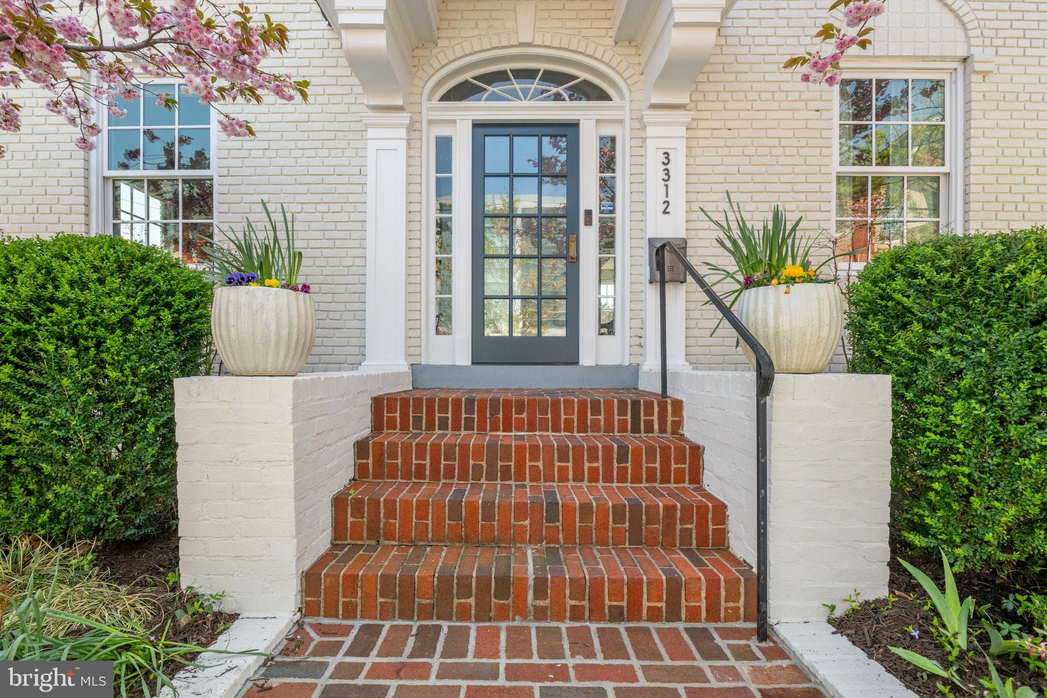 CLEVELAND PARK - Residential