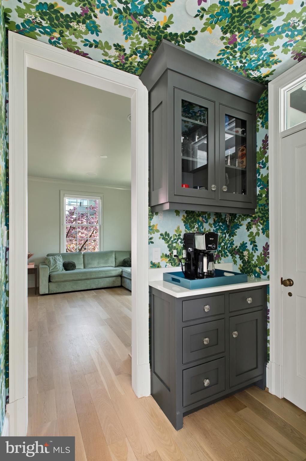 CLEVELAND PARK - Residential