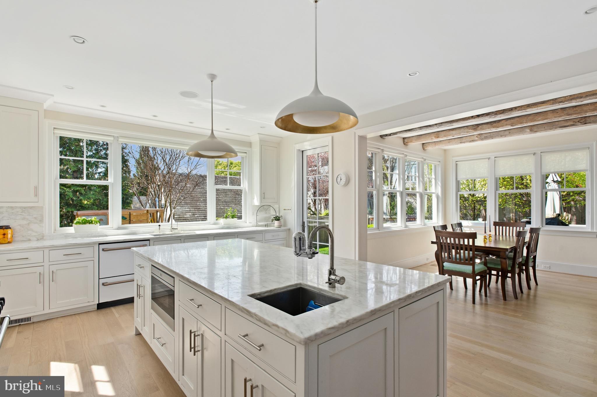 CLEVELAND PARK - Residential